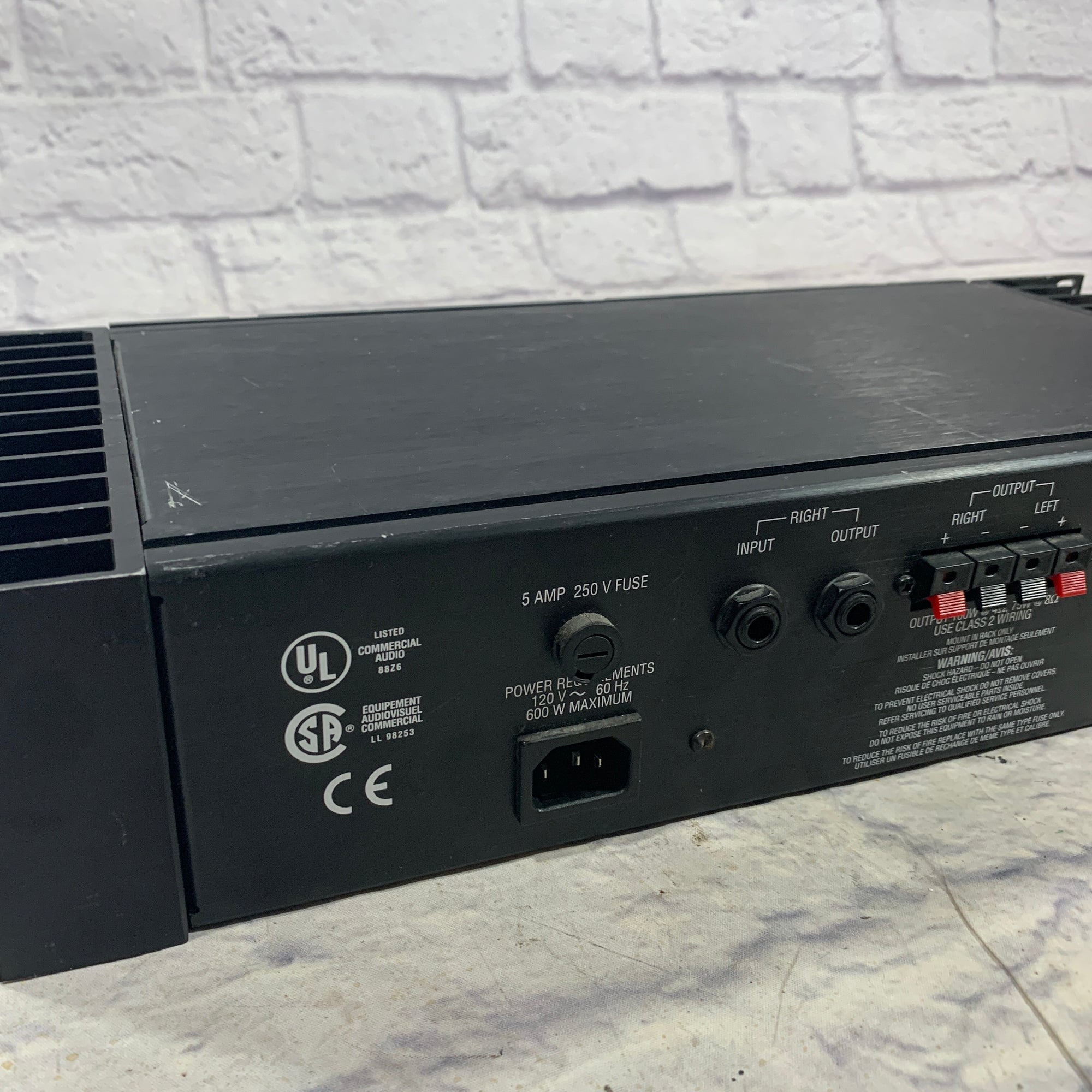 Alesis RA-100 Power Amp