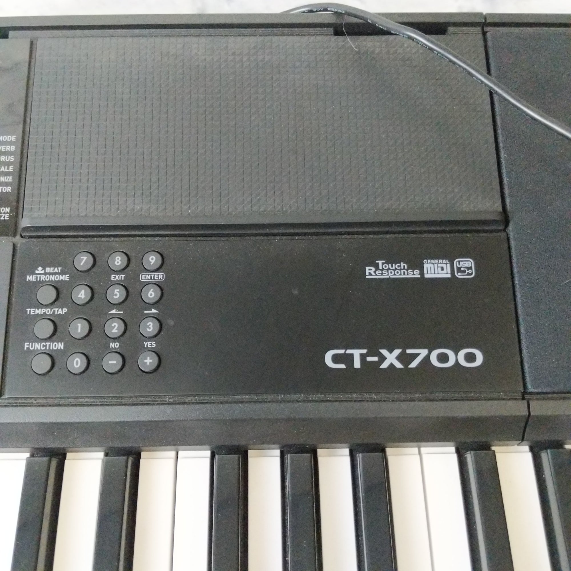 Casio CT-X700 61-Key Keyboard w/AC Power Supply - Evolution Music