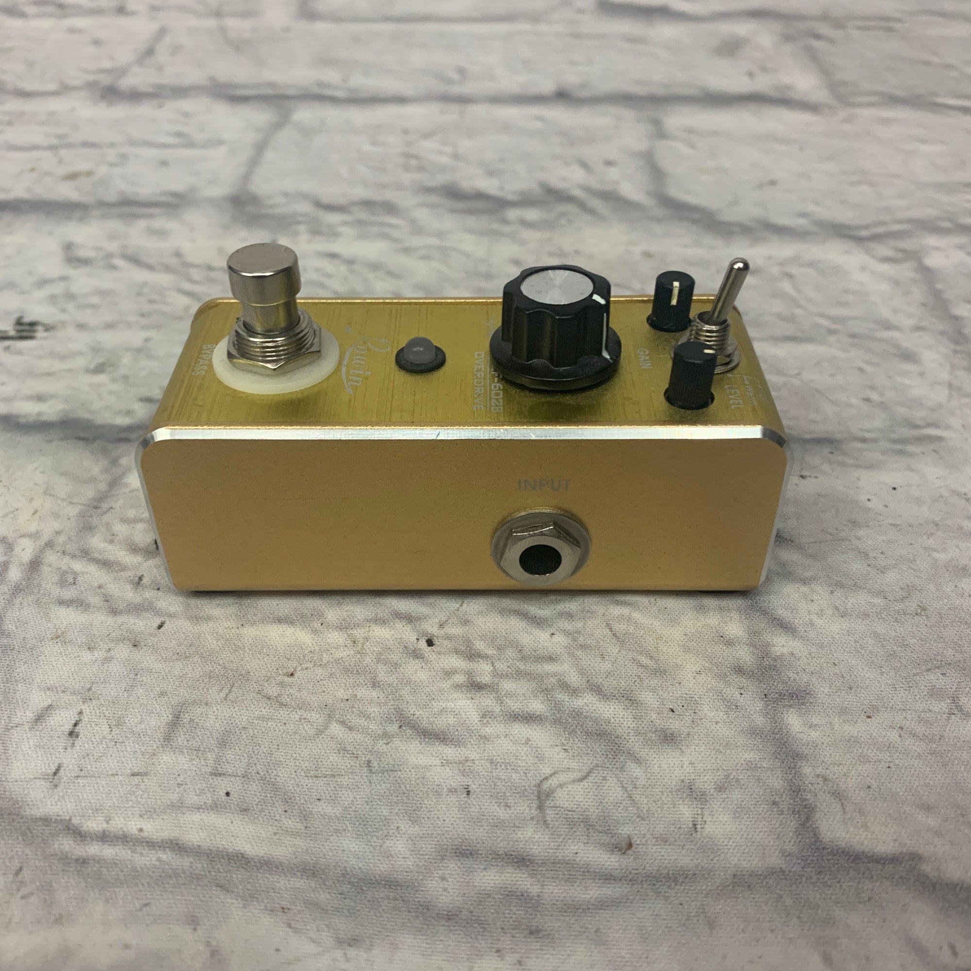 Rowin LEF- 602B Overdrive pedal