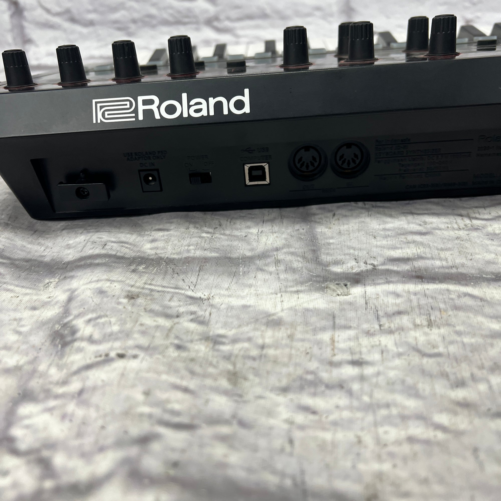 Roland JD-XI 37-Key Analog / Digital Crossover Synthesizer