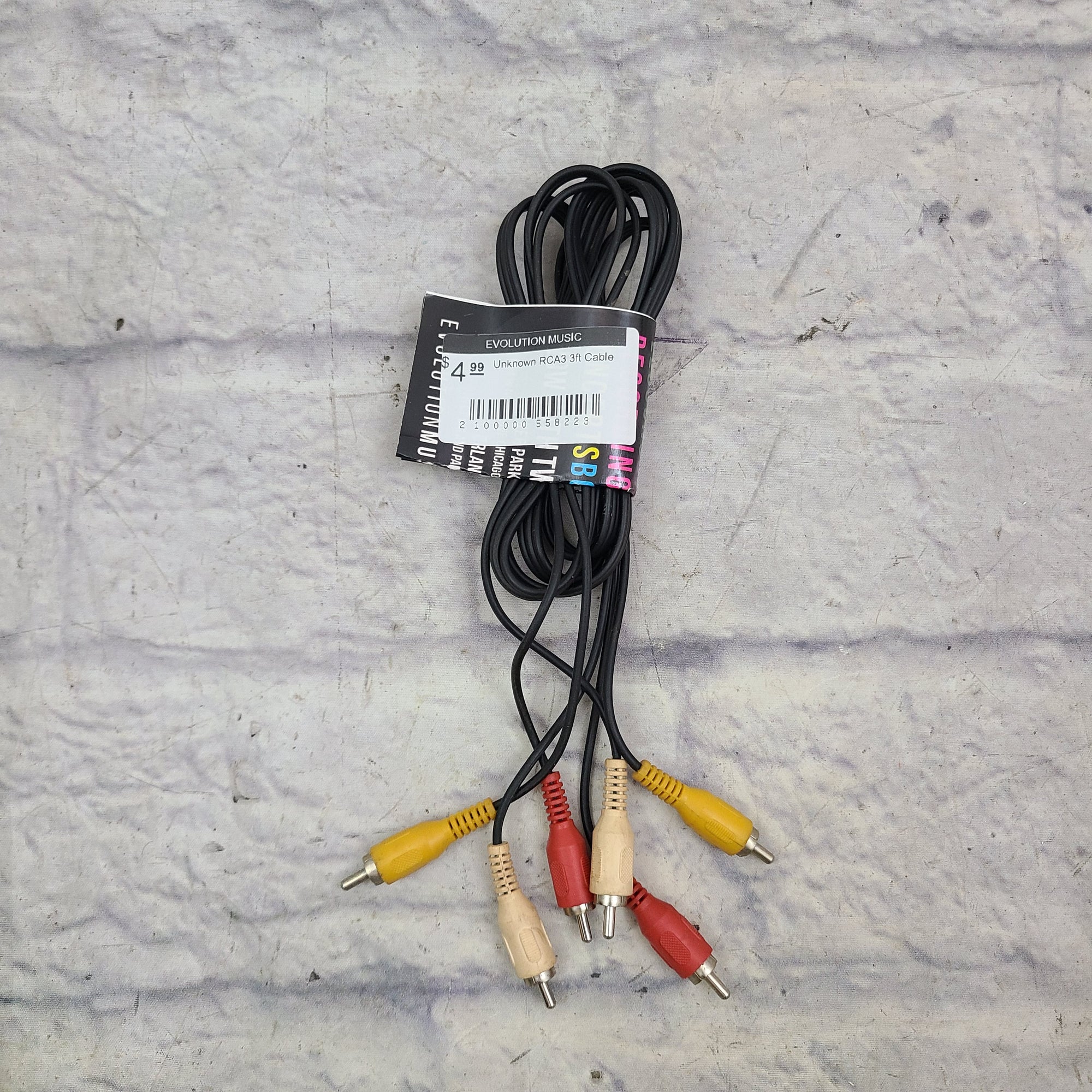 Unknown RCA3 3ft Cable