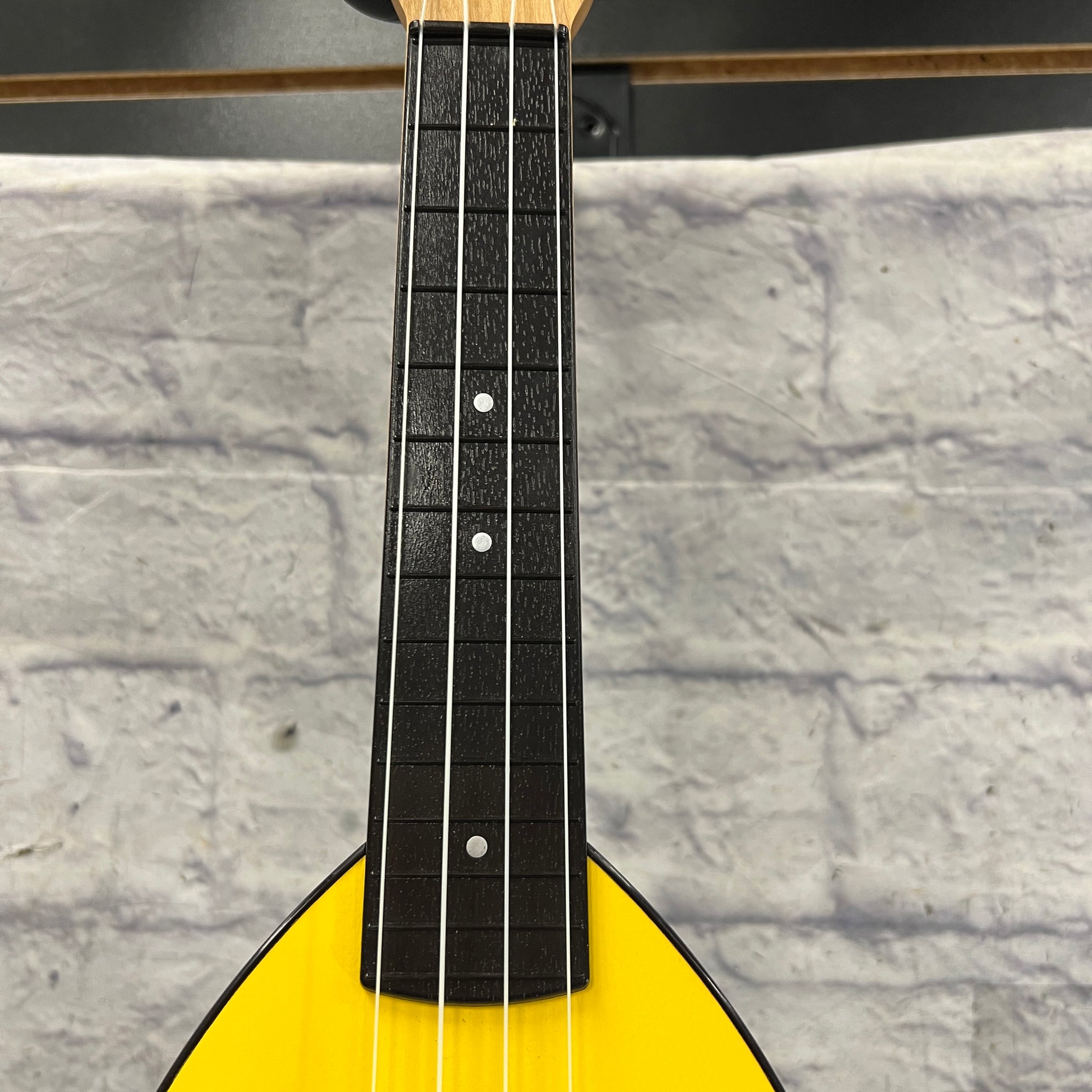 Magic Fluke The Flea Yellow Ukulele with Gig Bag