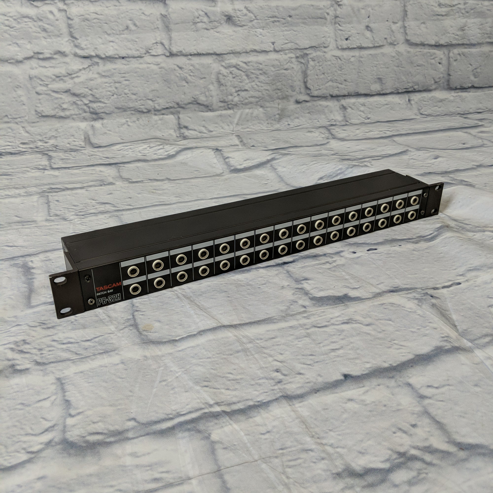 Tascam PB-32H Rack Patchbay