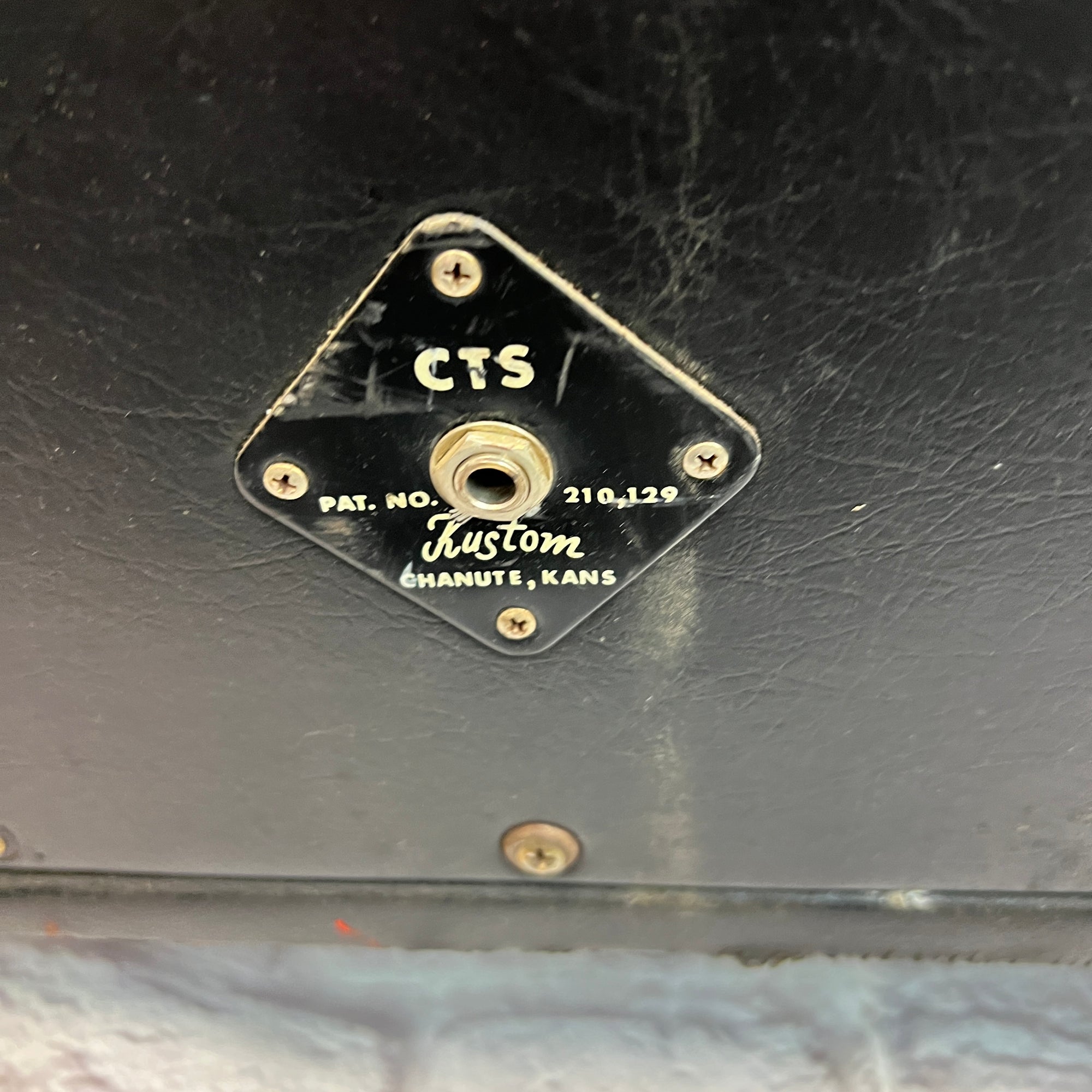 Kustom 215 Tuck & Roll Black CTS Chanute Evolution Music