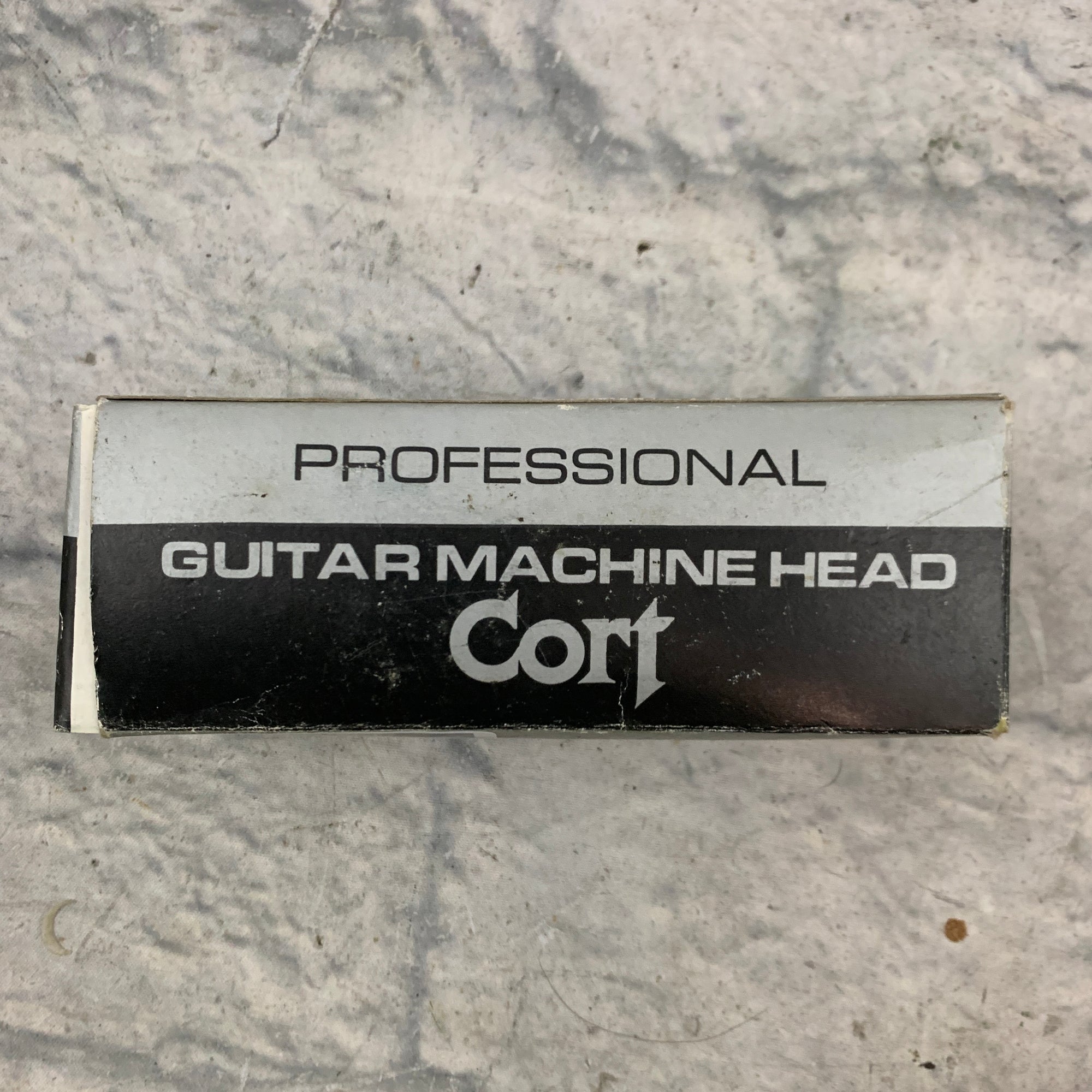 Cort Model 125 Tuning Machines