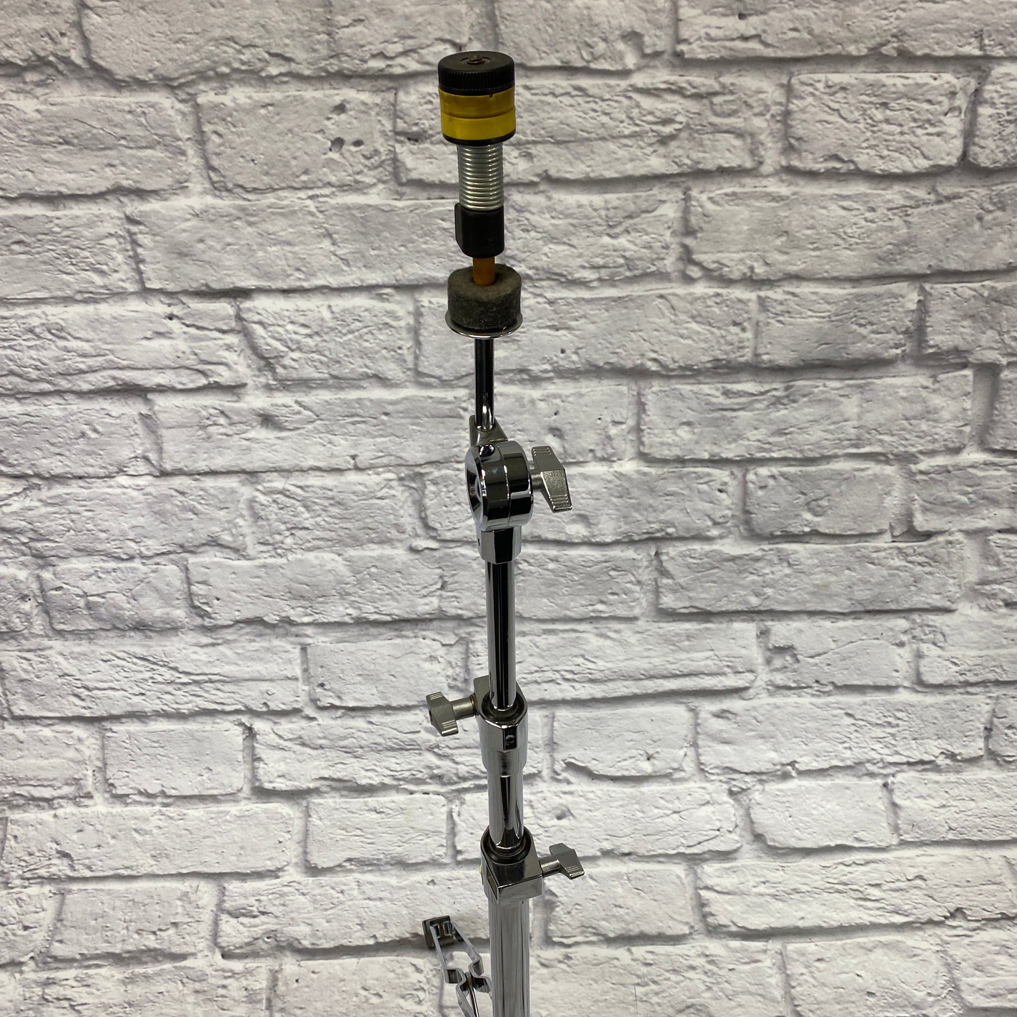 Maxwin Double-Braced Straight Stand