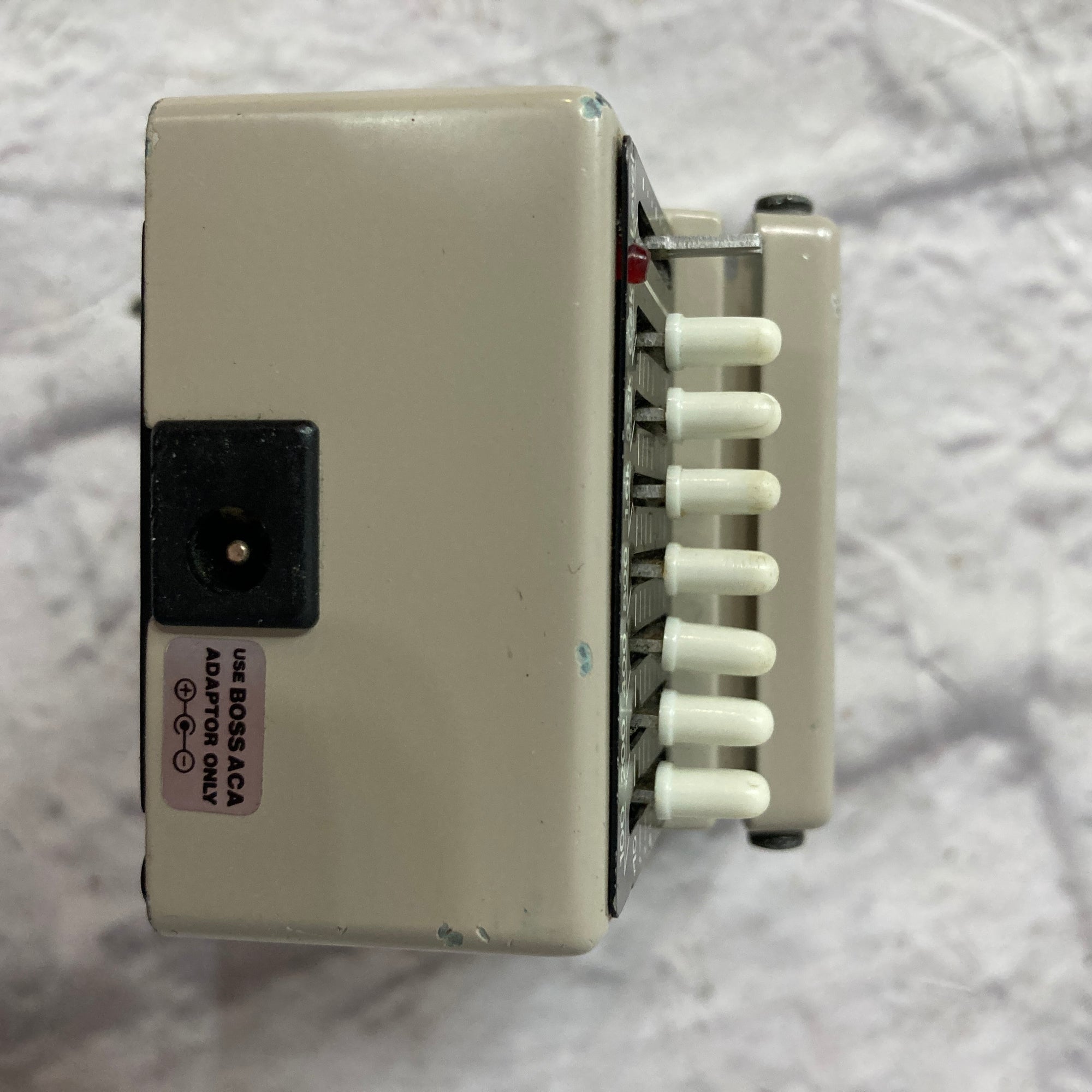 BOSS GE-７ Boss GE-7 7-Band EQ Pedal : Amazon.in: Musical Instruments