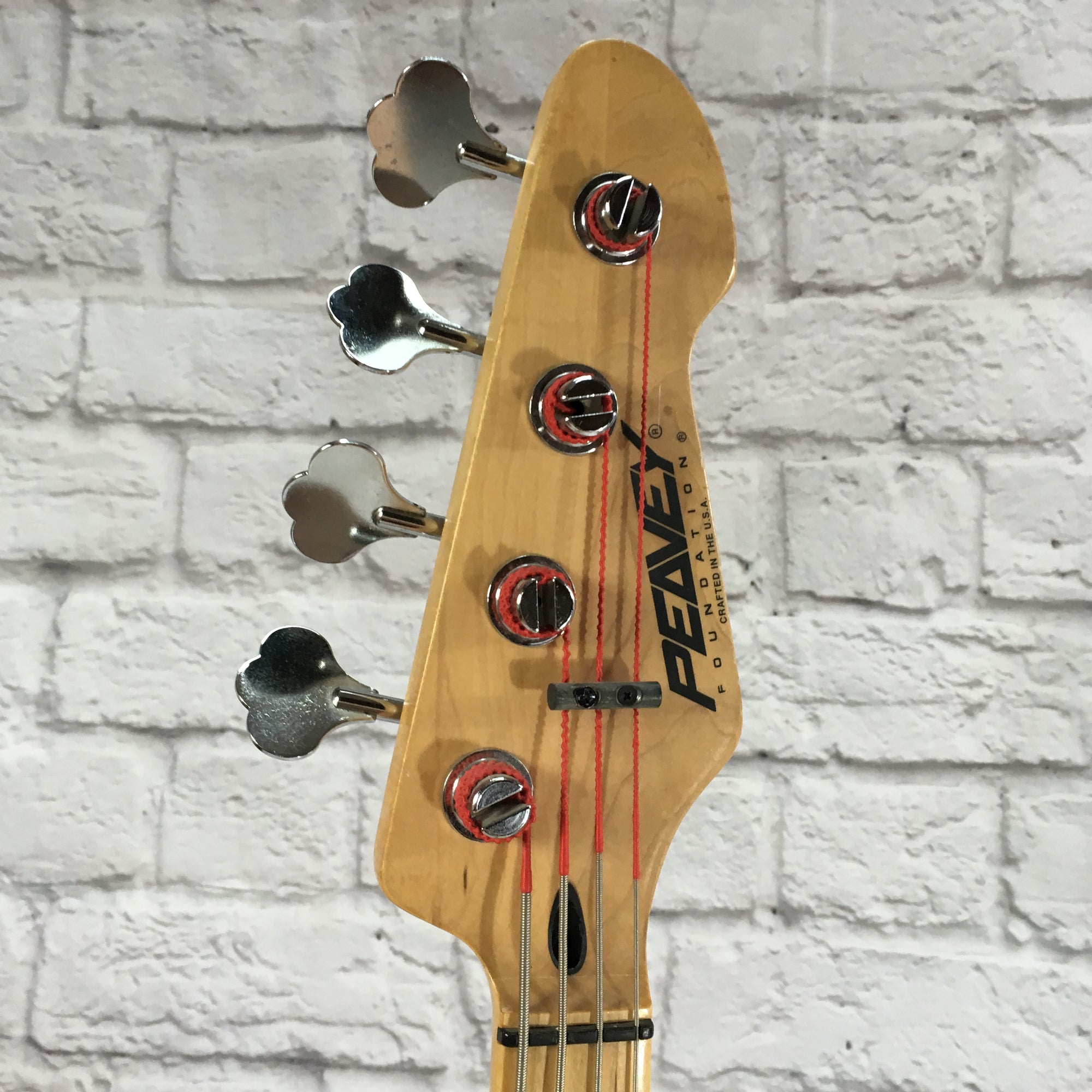 Peavey Foundation USA Made 4 String Bass