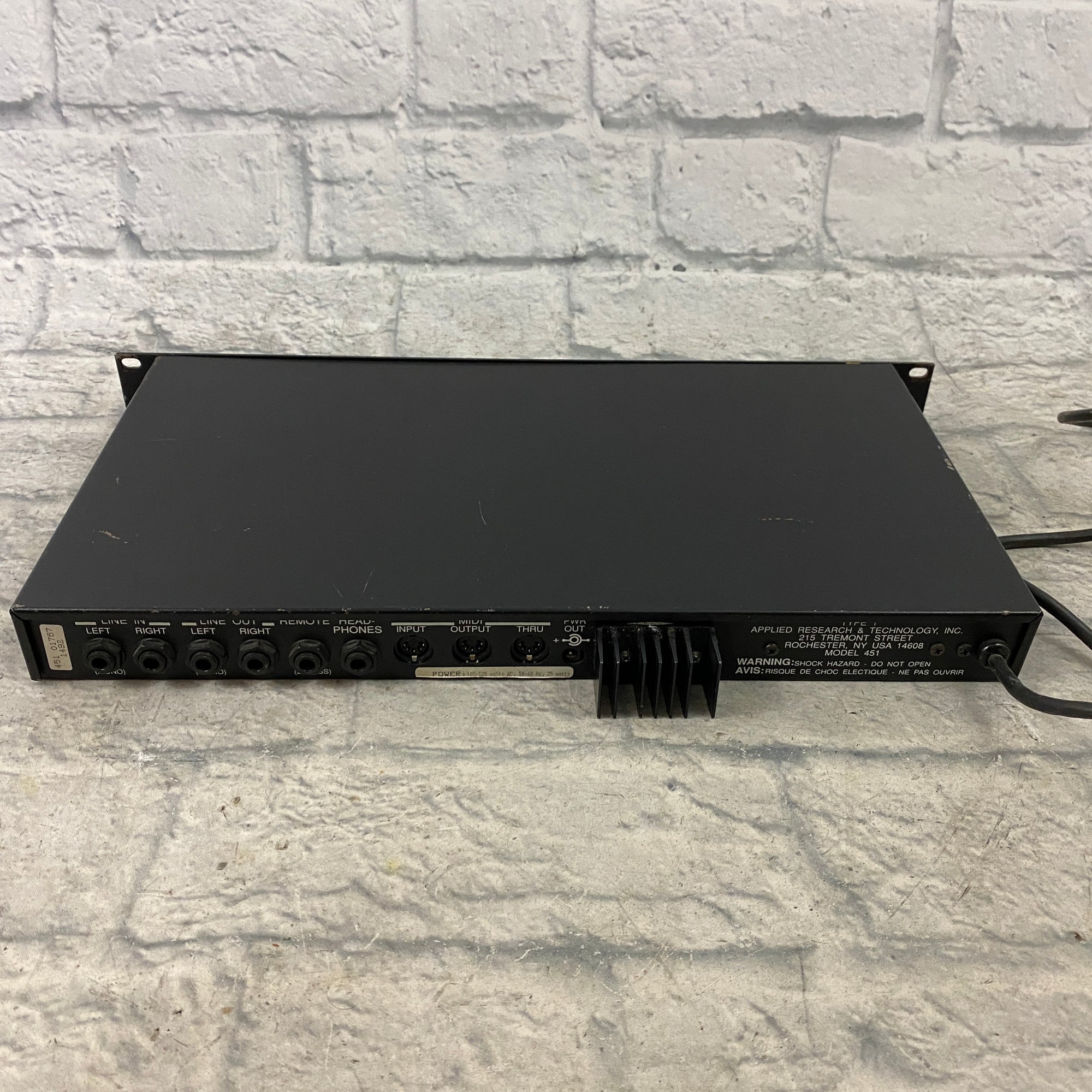 Art SGX T2 Digital Multi-Effect Pitch Shifter Preamp Rackmount MIDI