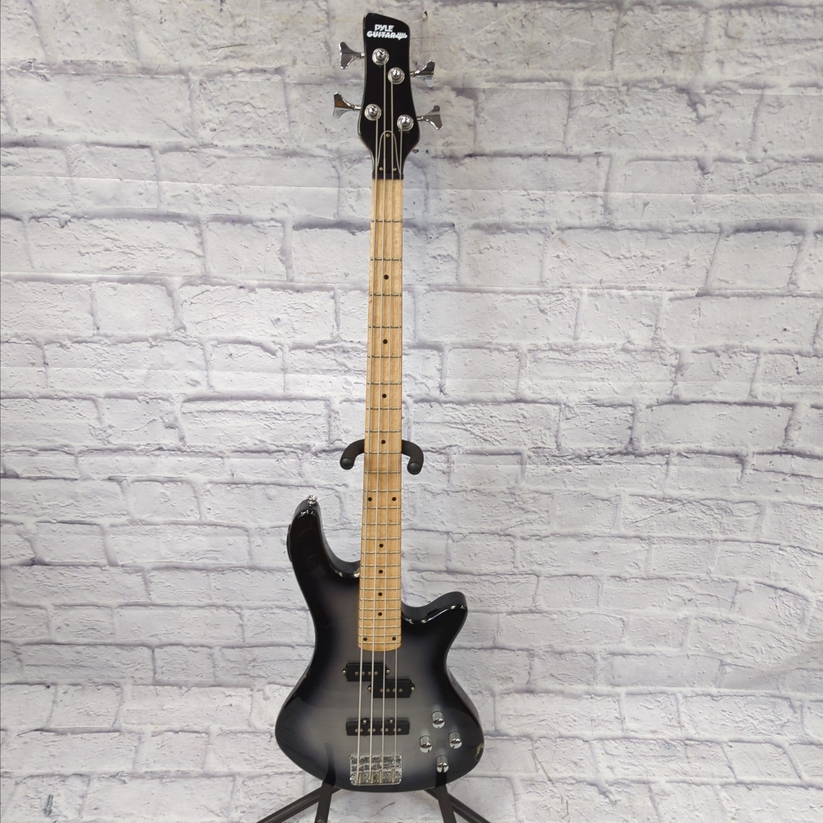 美品 Pylepro Guitar エレキベース ベース 初心者セット PhotoGenic JB-240 入門 (充実 14点