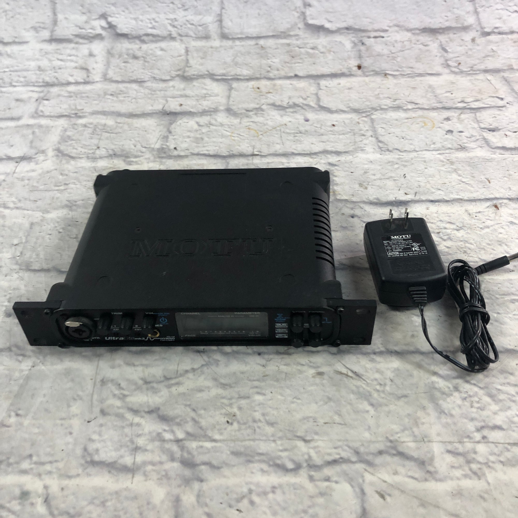 Motu UltraLite UL Hybrid mkIII Firewire / USB Interface NO POWER