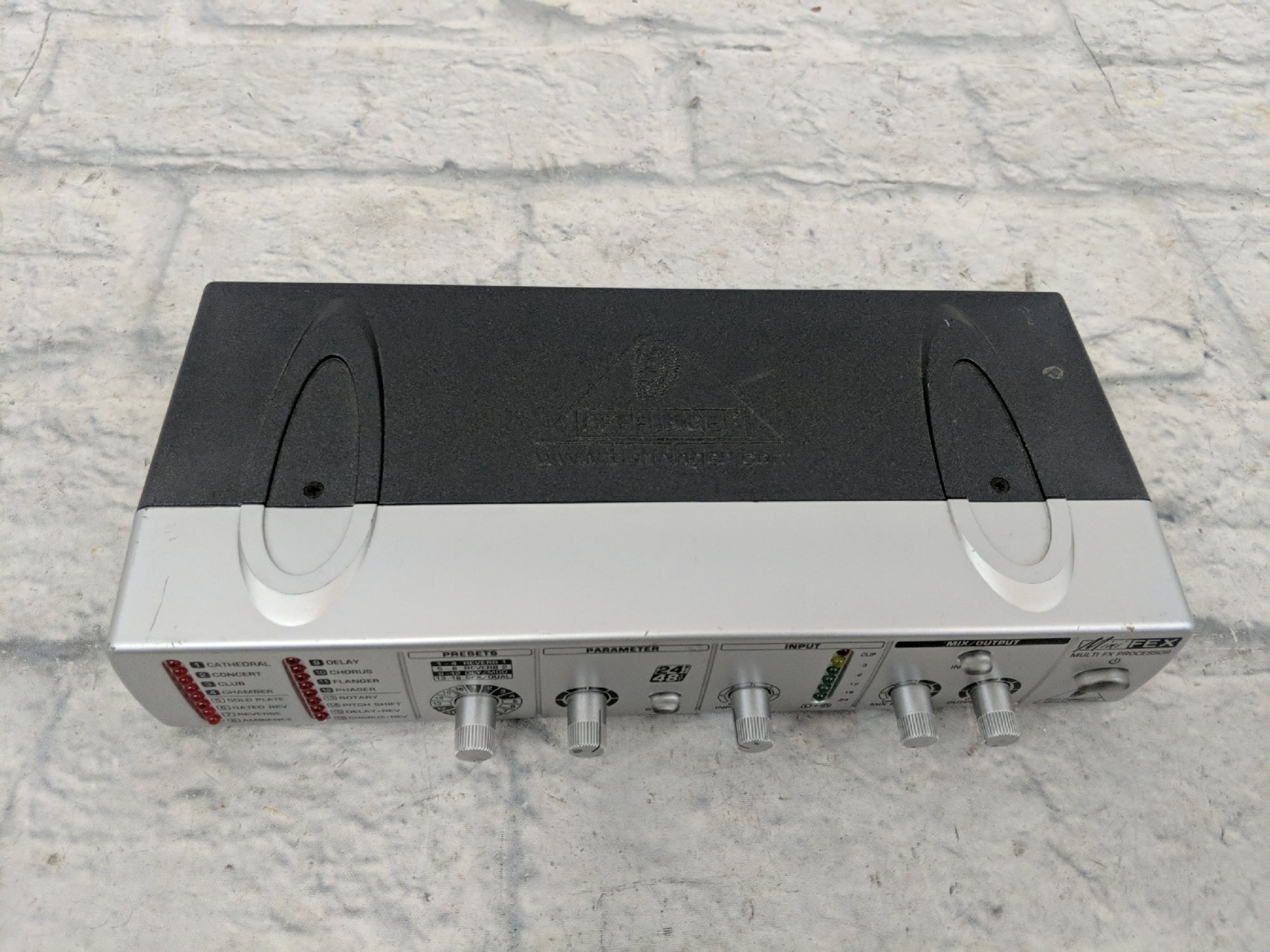 Behringer MiniFEX FEX800 Compact Multi-FX Processor