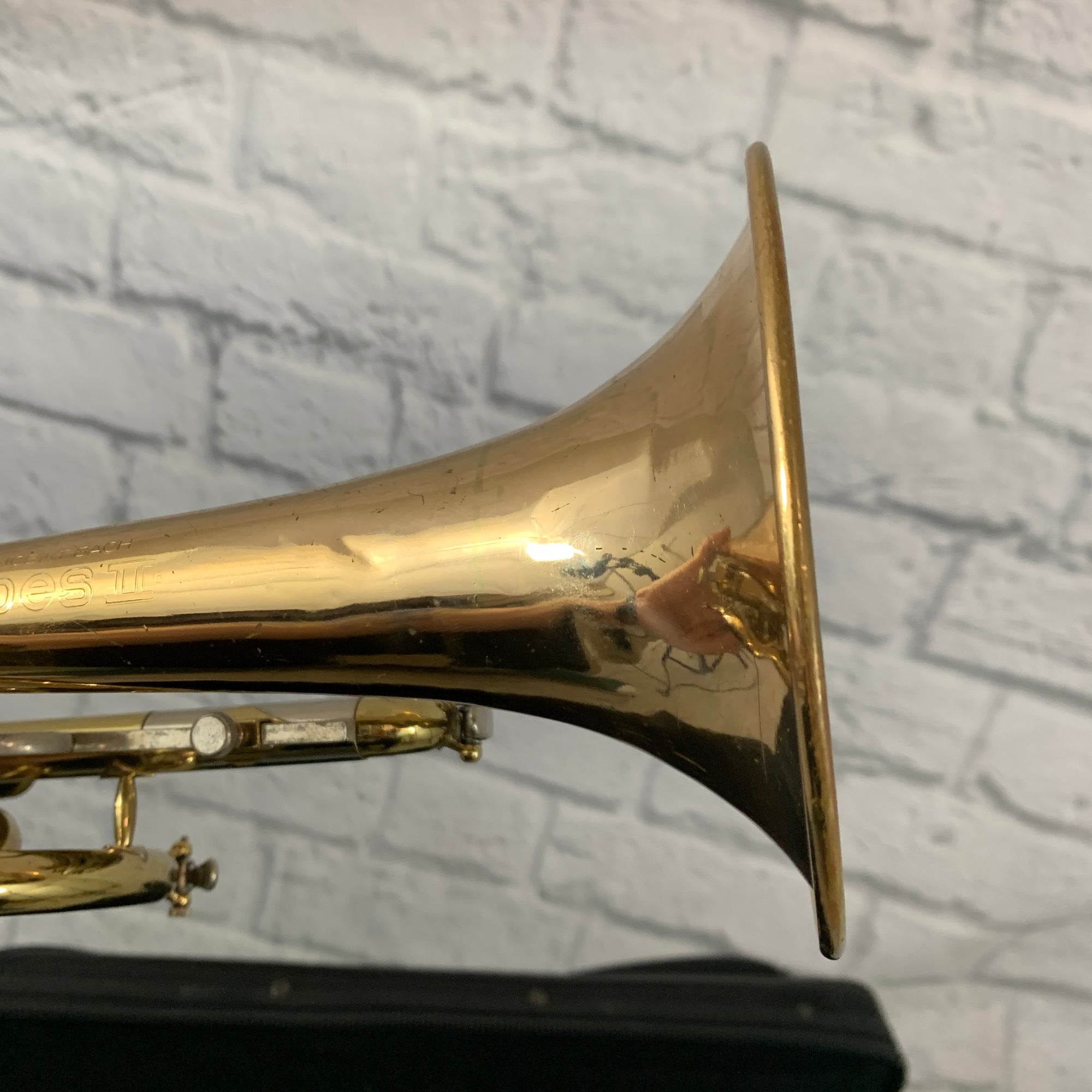 Vincent Bach Mercedes II トランペット Vincent Bach Mercedes II Trumpet w/ ProTec Case AS IS