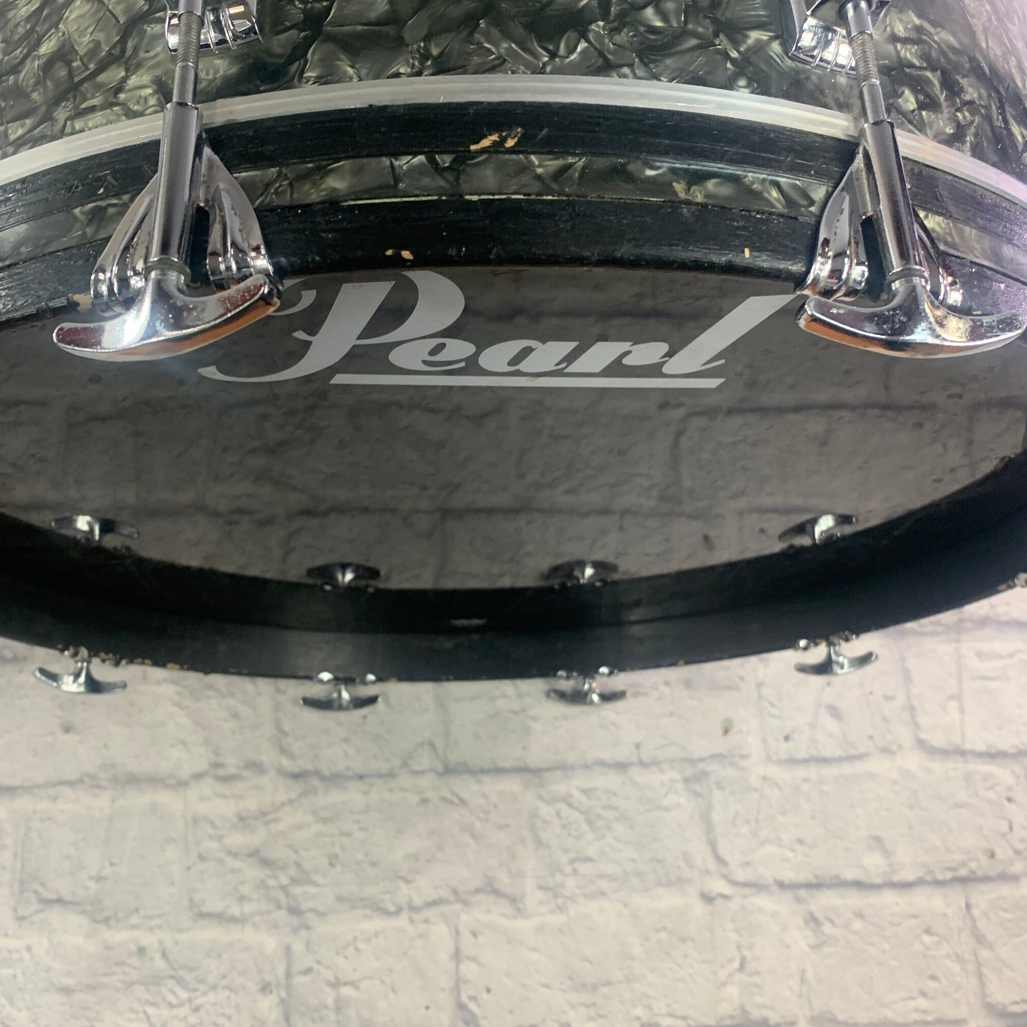Ludwig 1971  Black Pearl Bass Drum 22