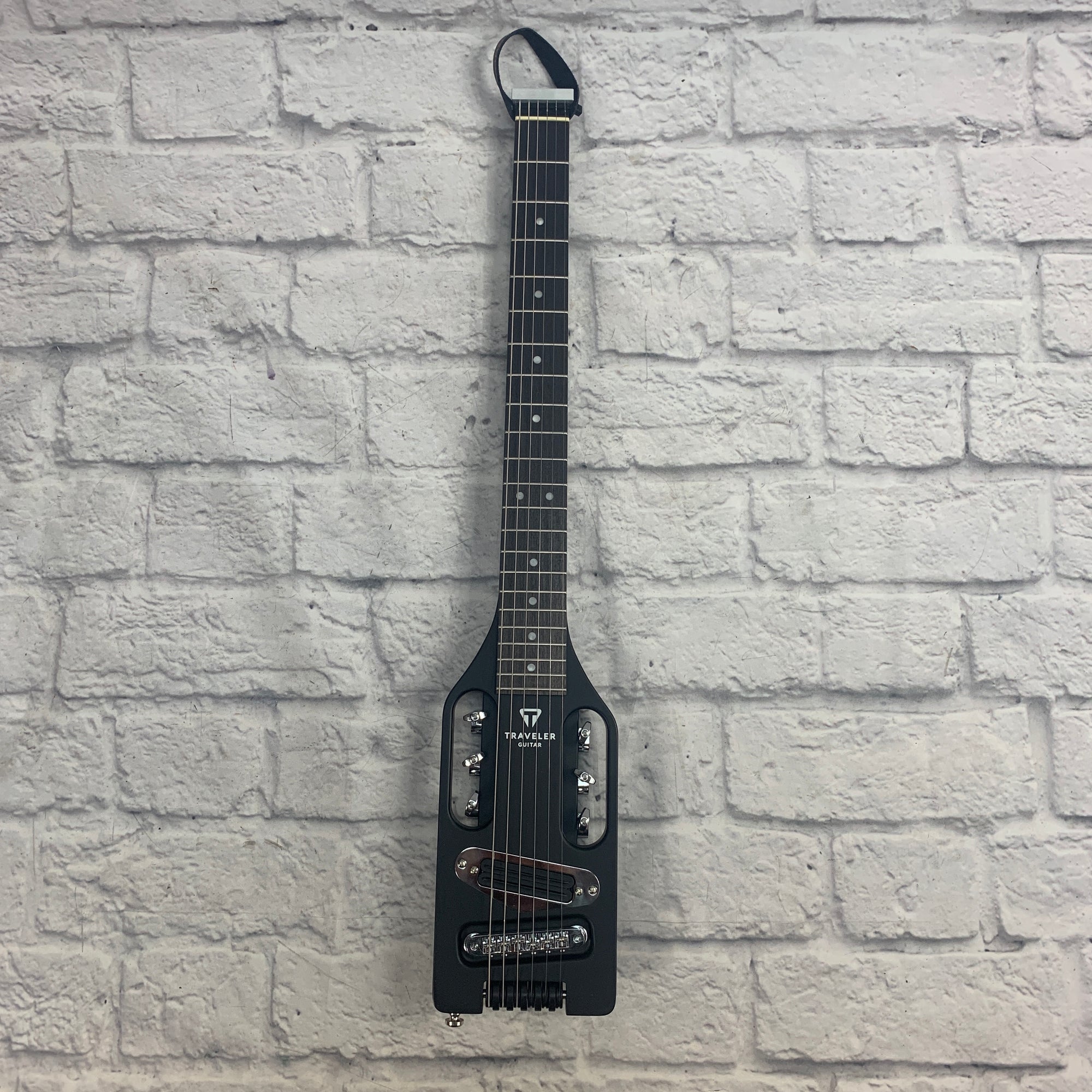 Traveler Ultralight Solid Body Electric Guitar