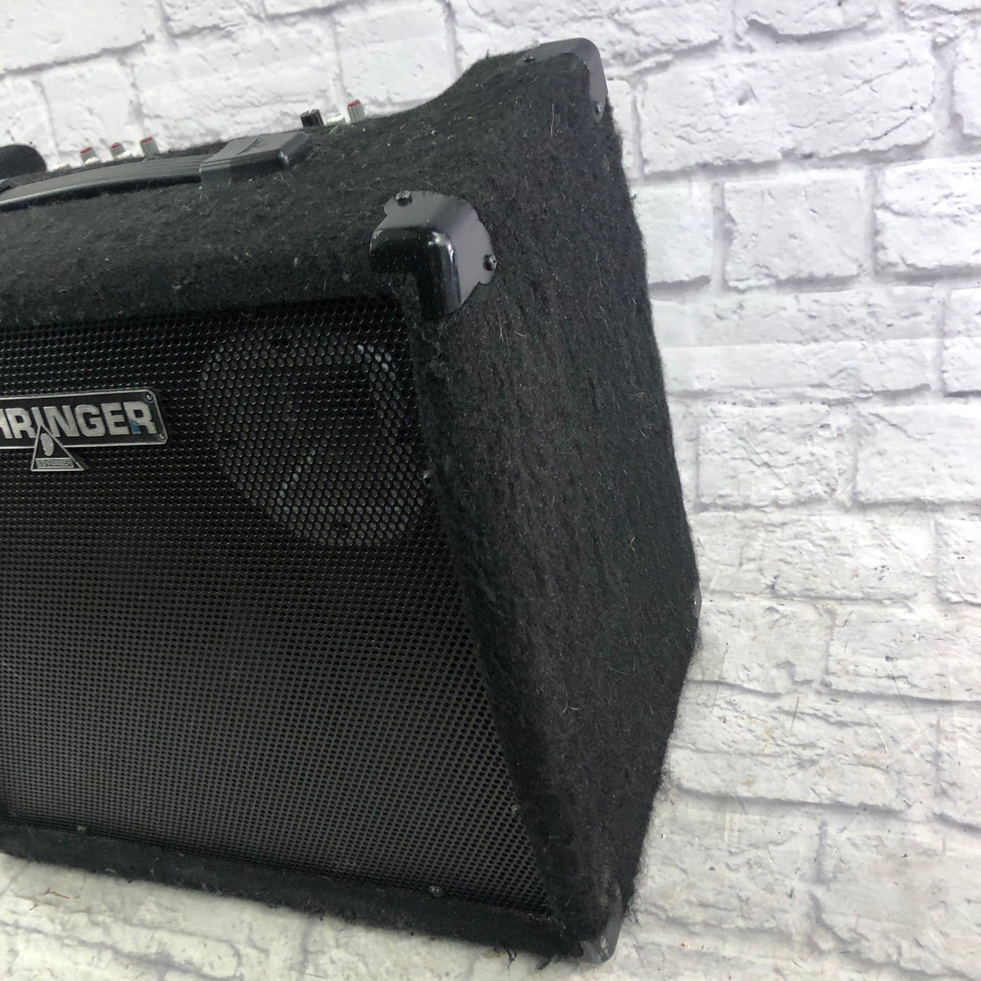 Behringer K900FX Keyboard Combo Amp