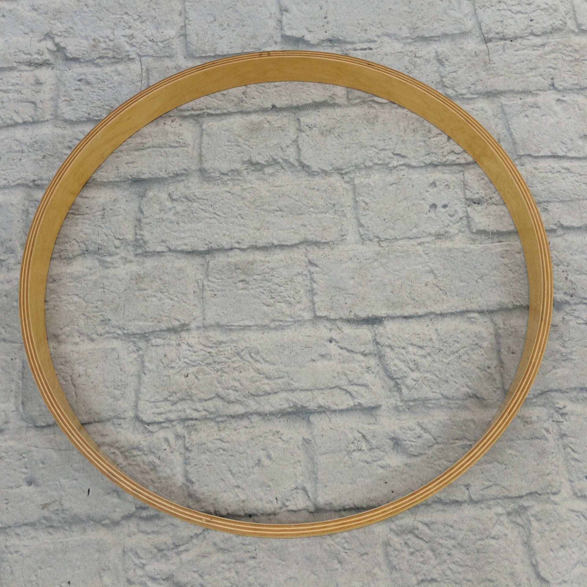 Yamaha 20” Maple Custom bass drum hoop in White Marine Pearl