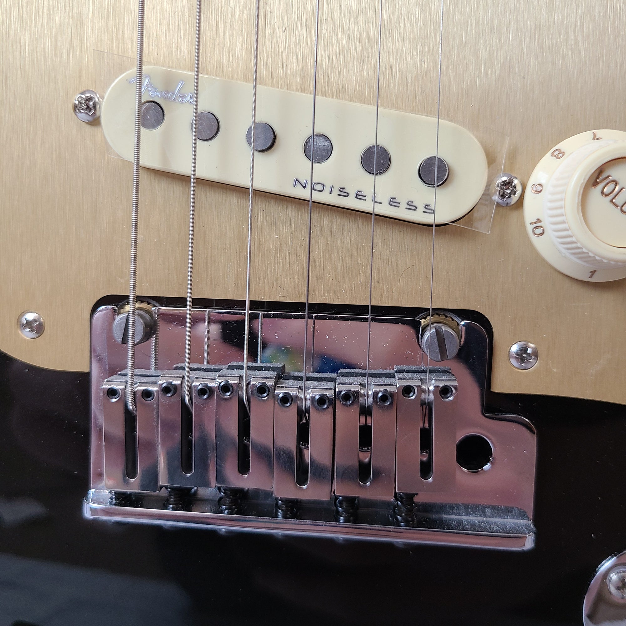 Fender American Ultra Stratocaster MN TXT - Texas Tea with Maple Fingerboard