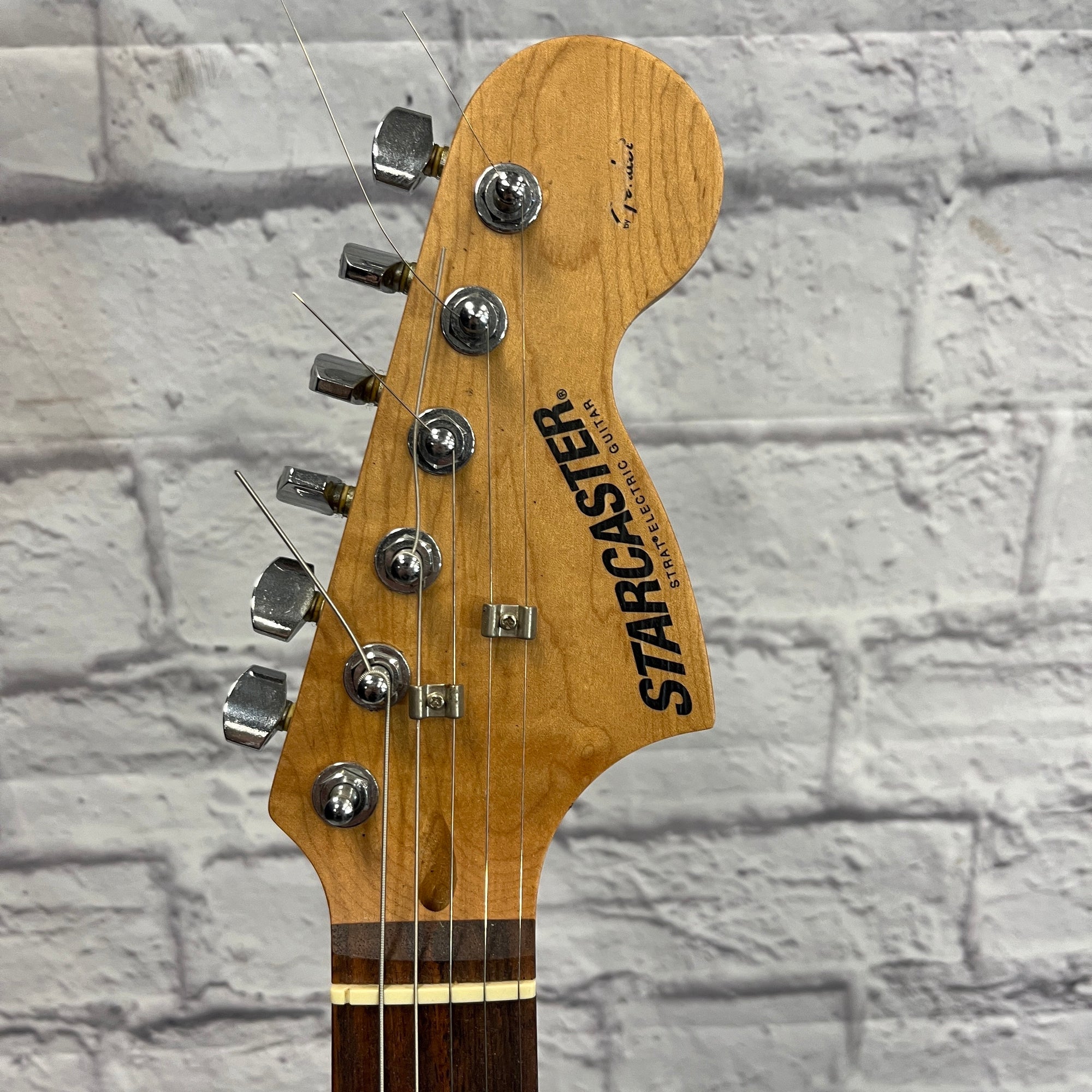 Fender Starcaster Sunburst Solid Body Electric Guitar, 51% OFF