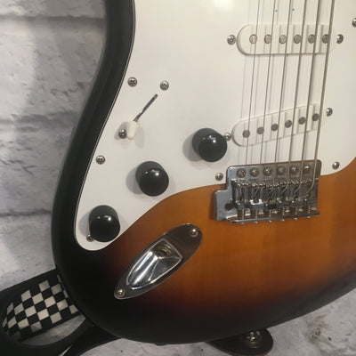 Squier Stratocaster Affinity Series Left-Handed Electric Guitar Sunburst
