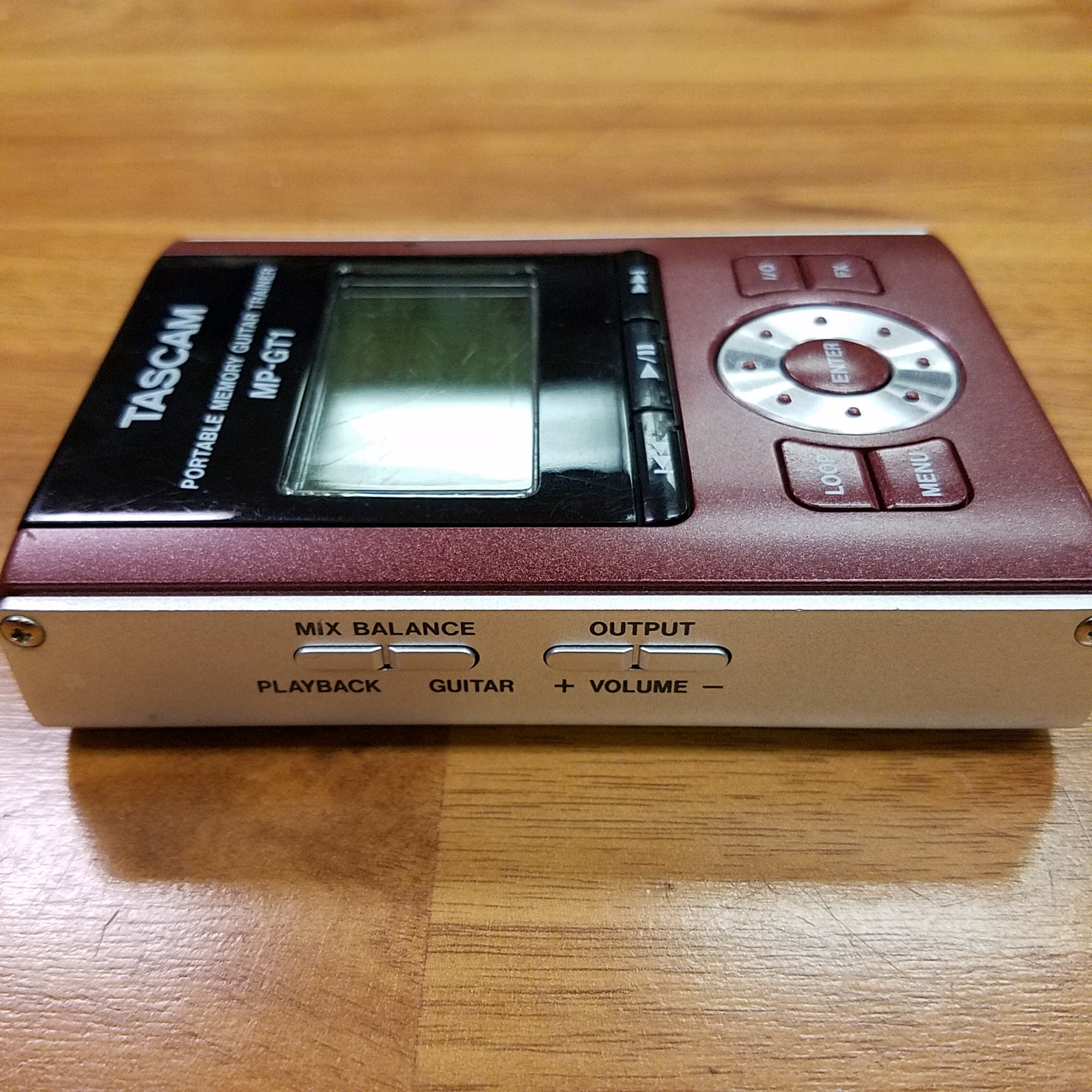 Tascam MP-GT1 Portable Memory Guitar Trainer