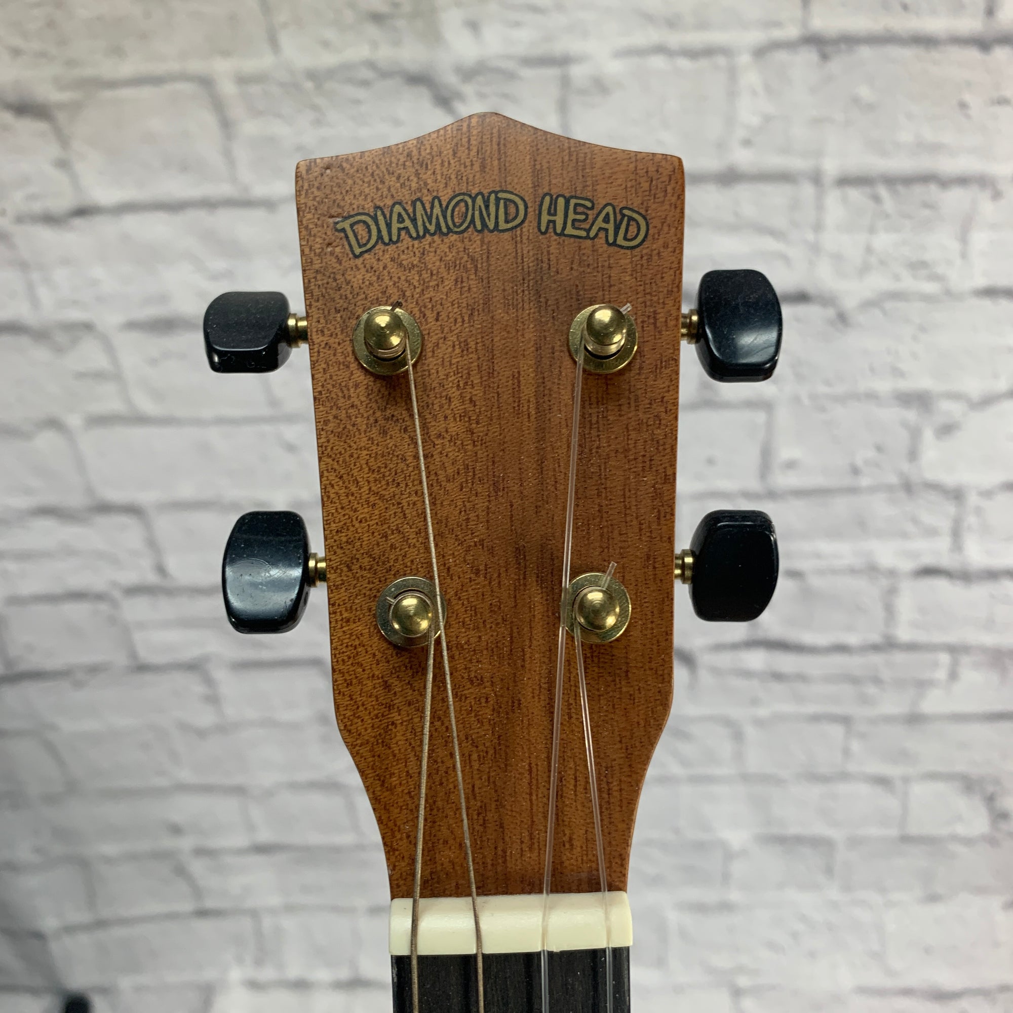 Diamond Head DU200B Baritone Ukulele