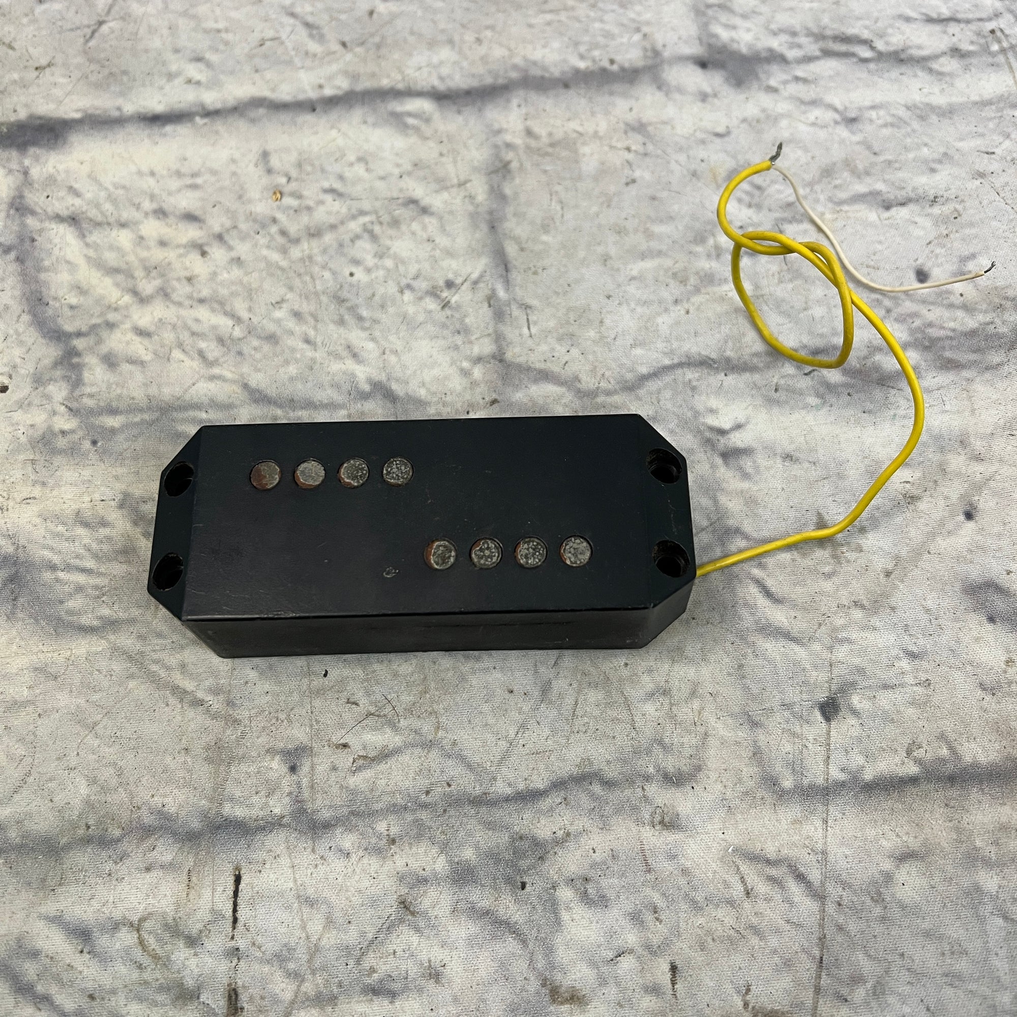 Westone 15.05K  Bass Pickup