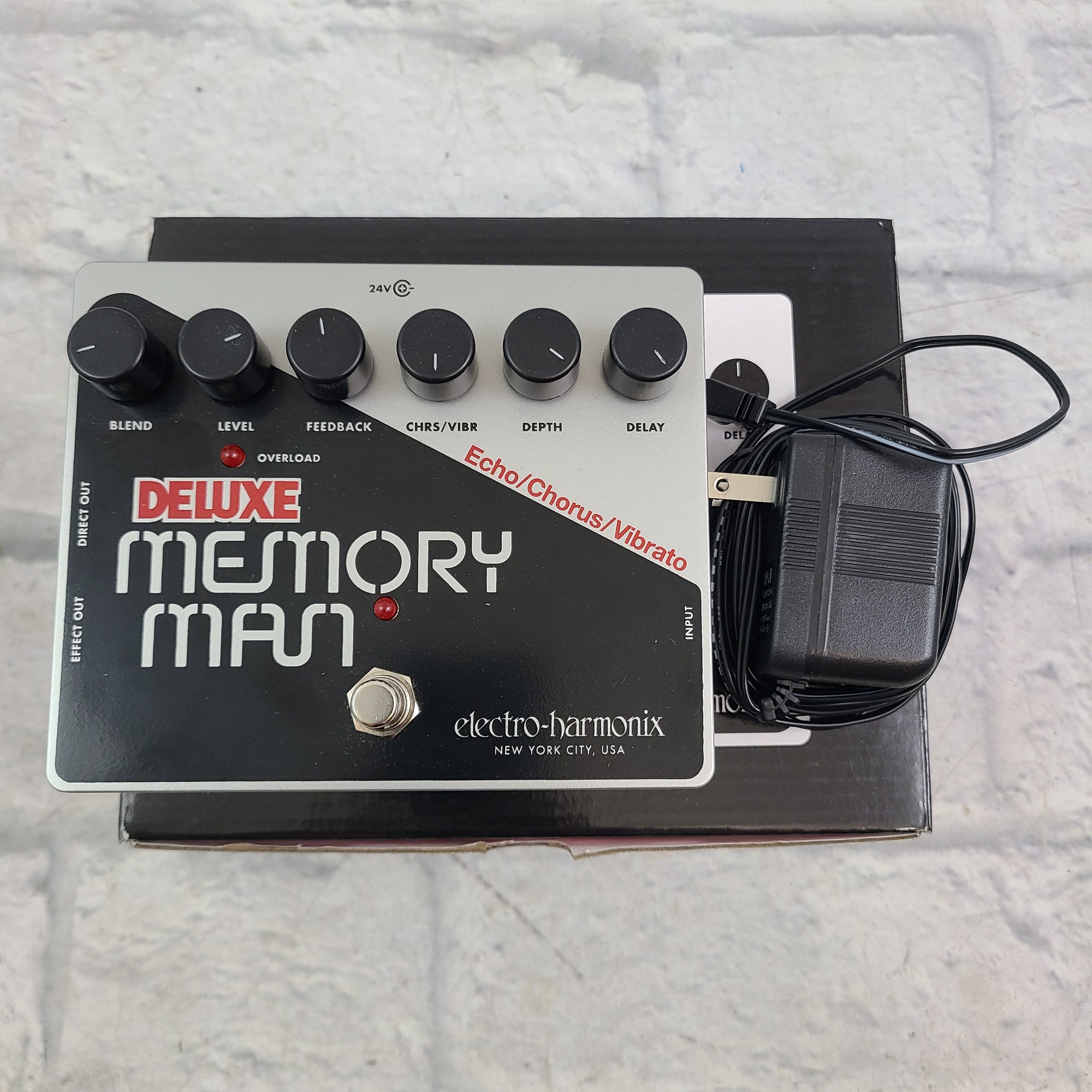 Electro-Harmonix Memory Man Deluxe w/ Box and Power Supply