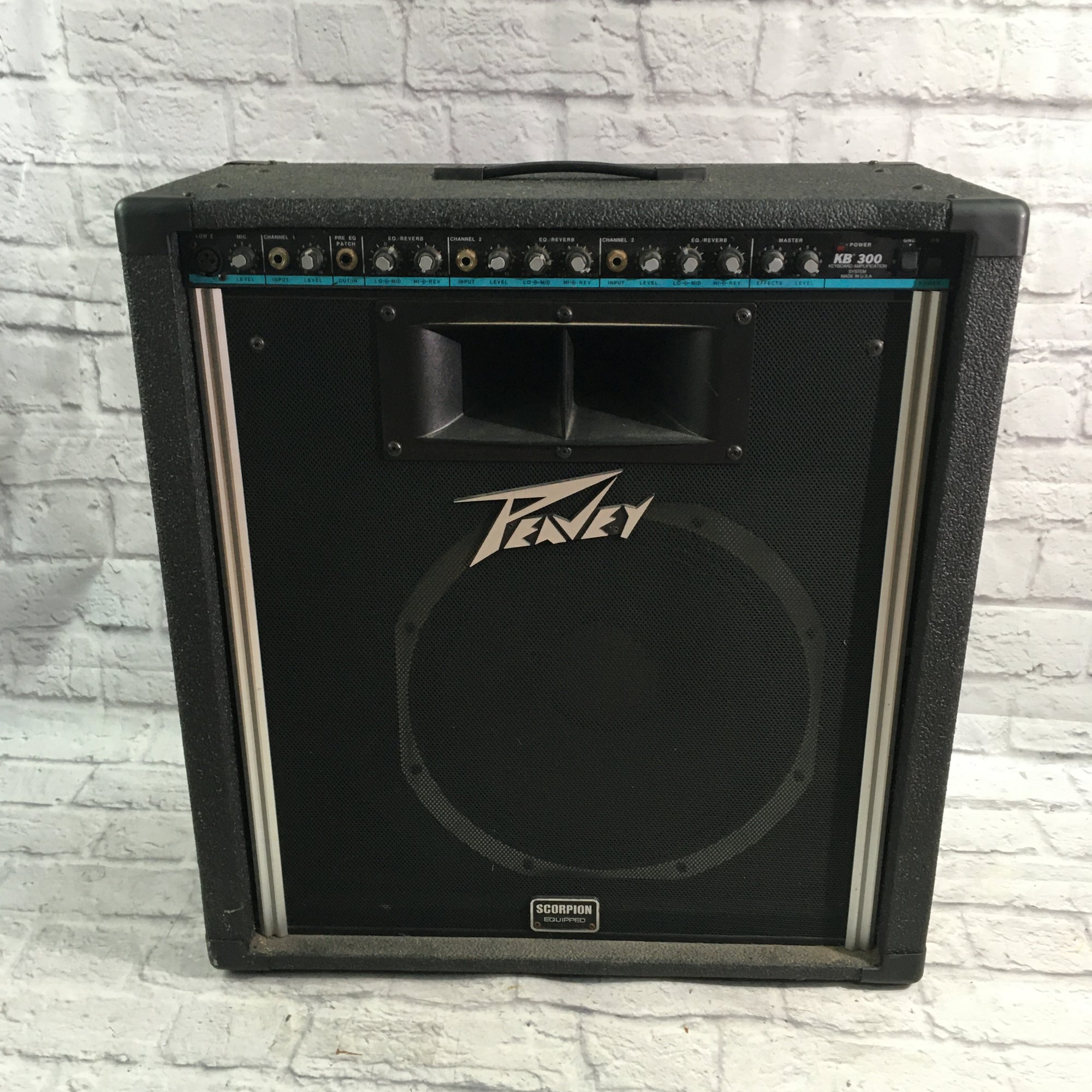 Peavey KB300 Keyboard Amplifier