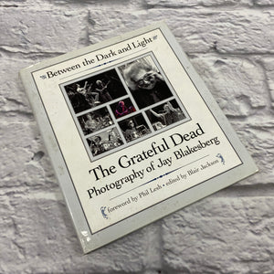 Hal Leonard Between the Dark and Light: The Grateful Dead Photography Book