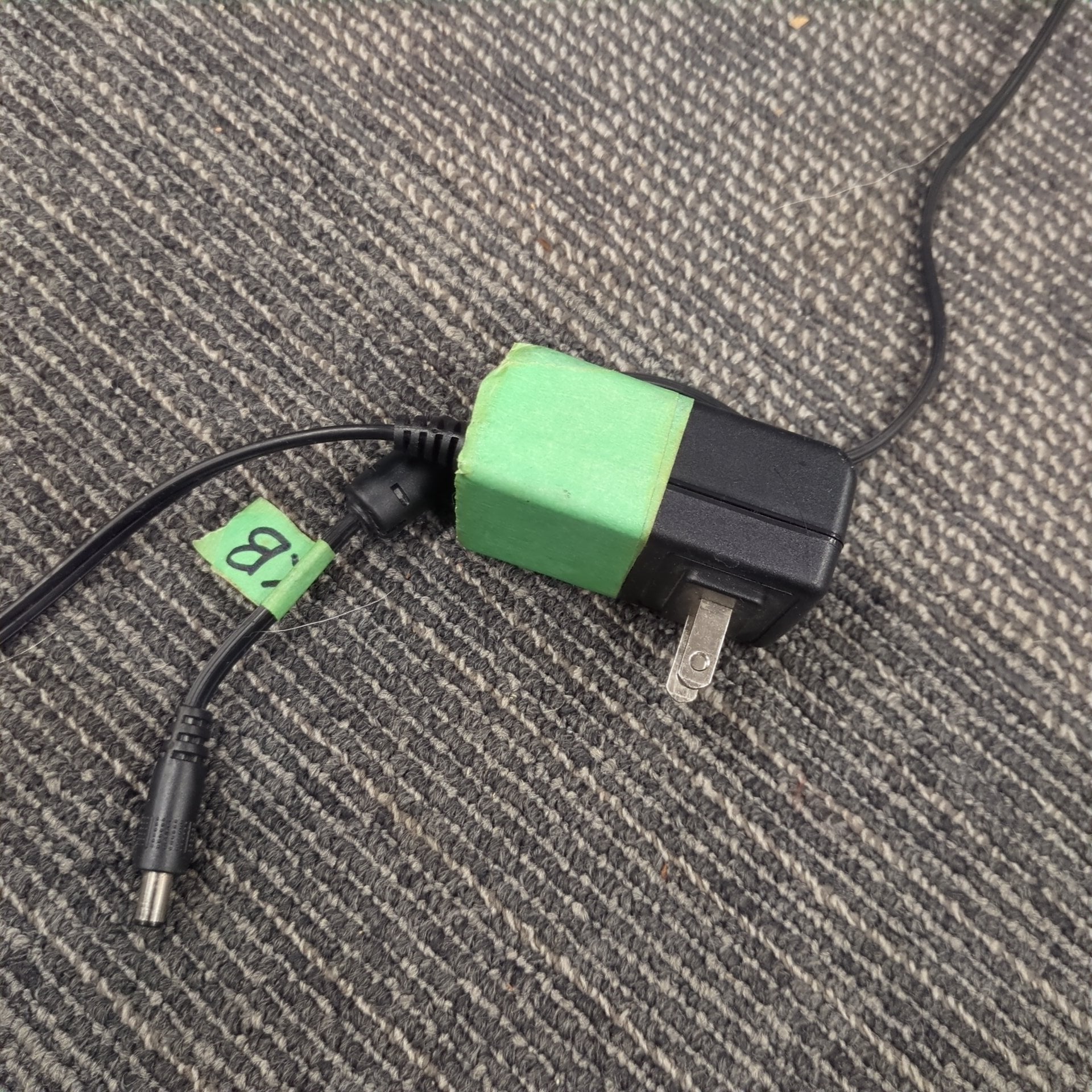 Yamaha PSR-E413 61-Key Electronic Keyboard