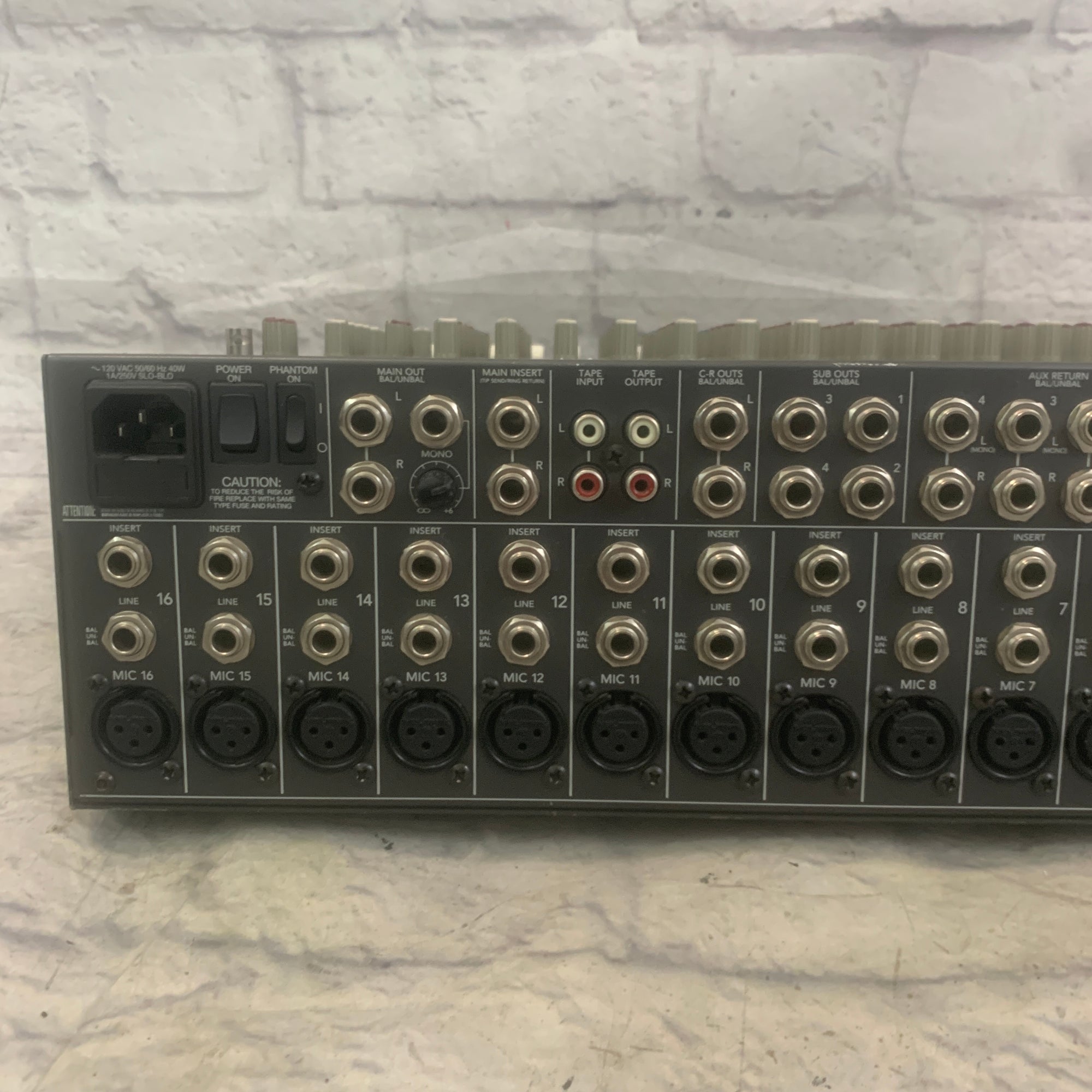 Mackie CR 1604 16 Channel Mixer - Evolution Music