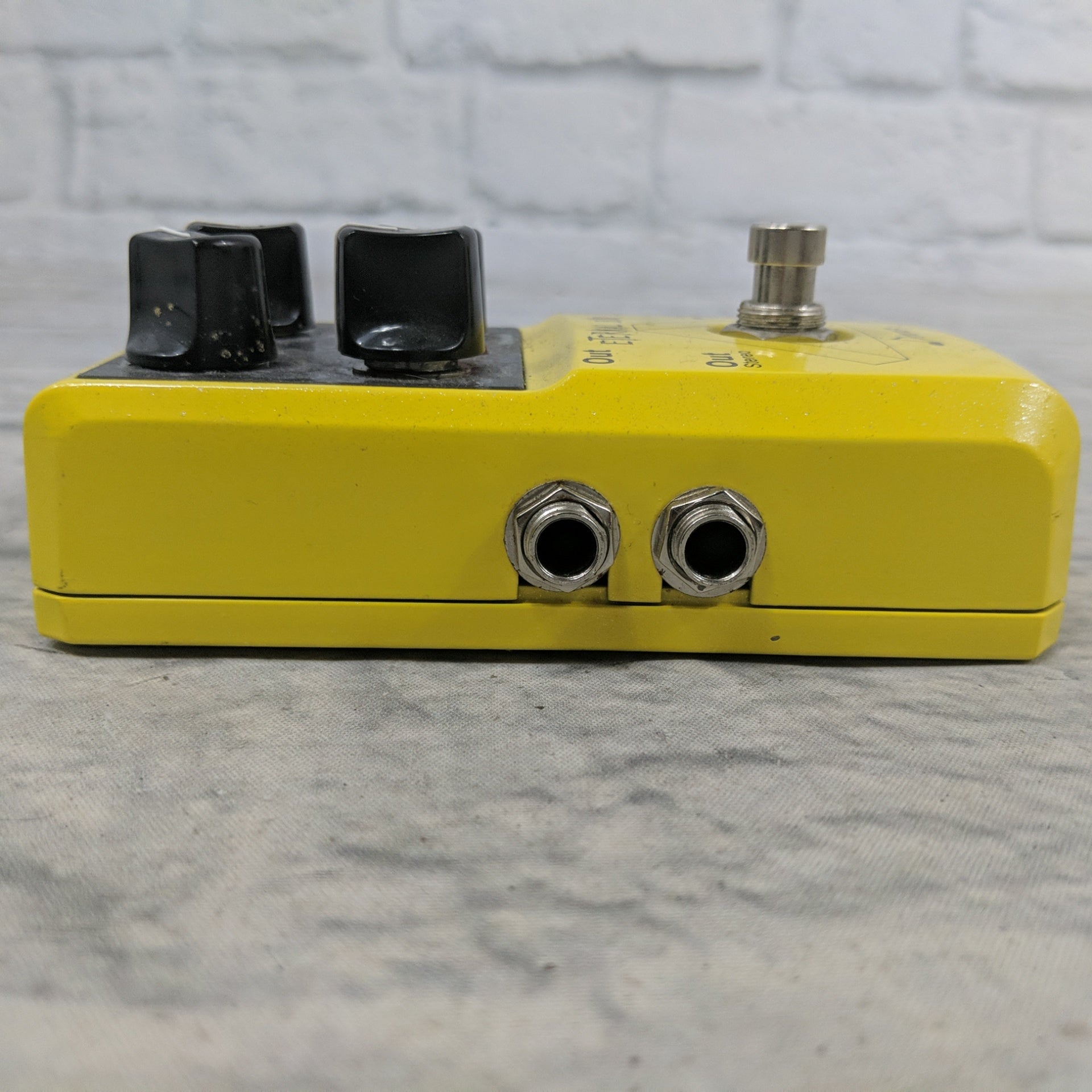 Donner Eternal Bind Delay Pedal