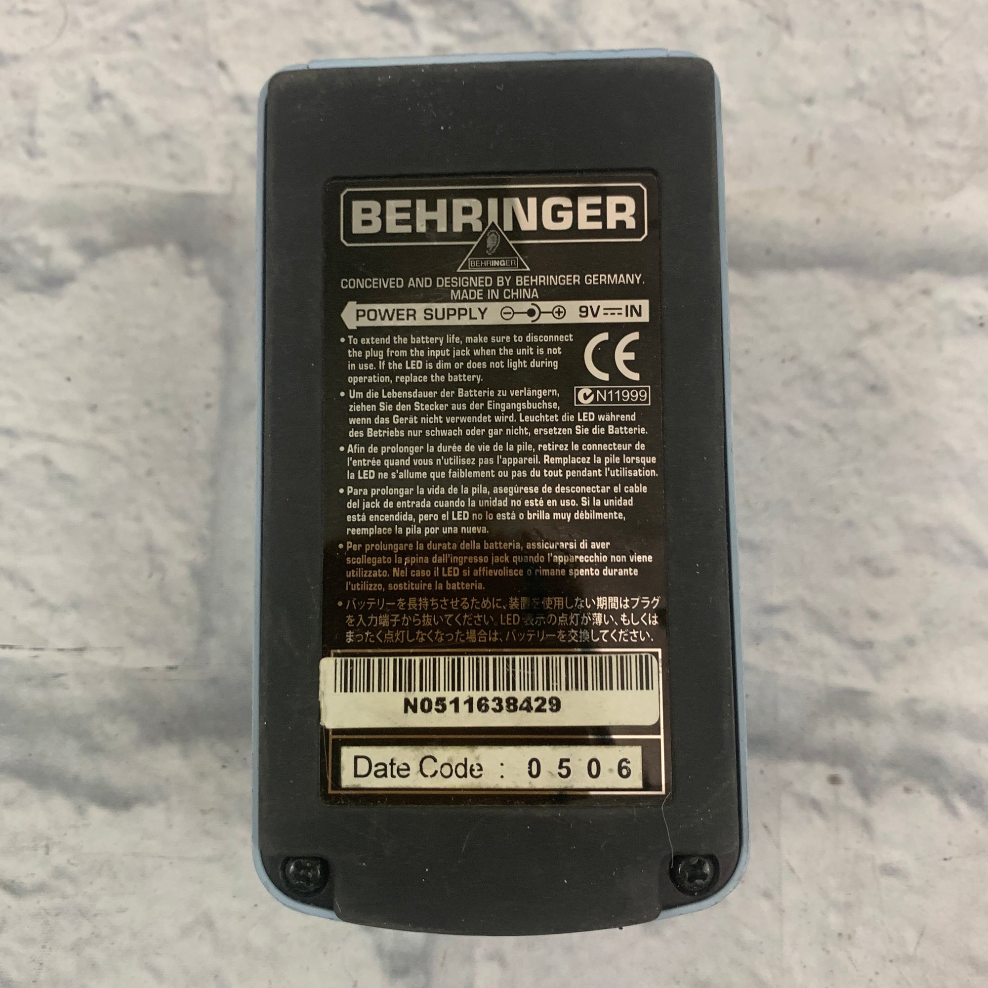 behringer preamp booster pedal Behringer PB100 Preamp Booster Guitar Pedal