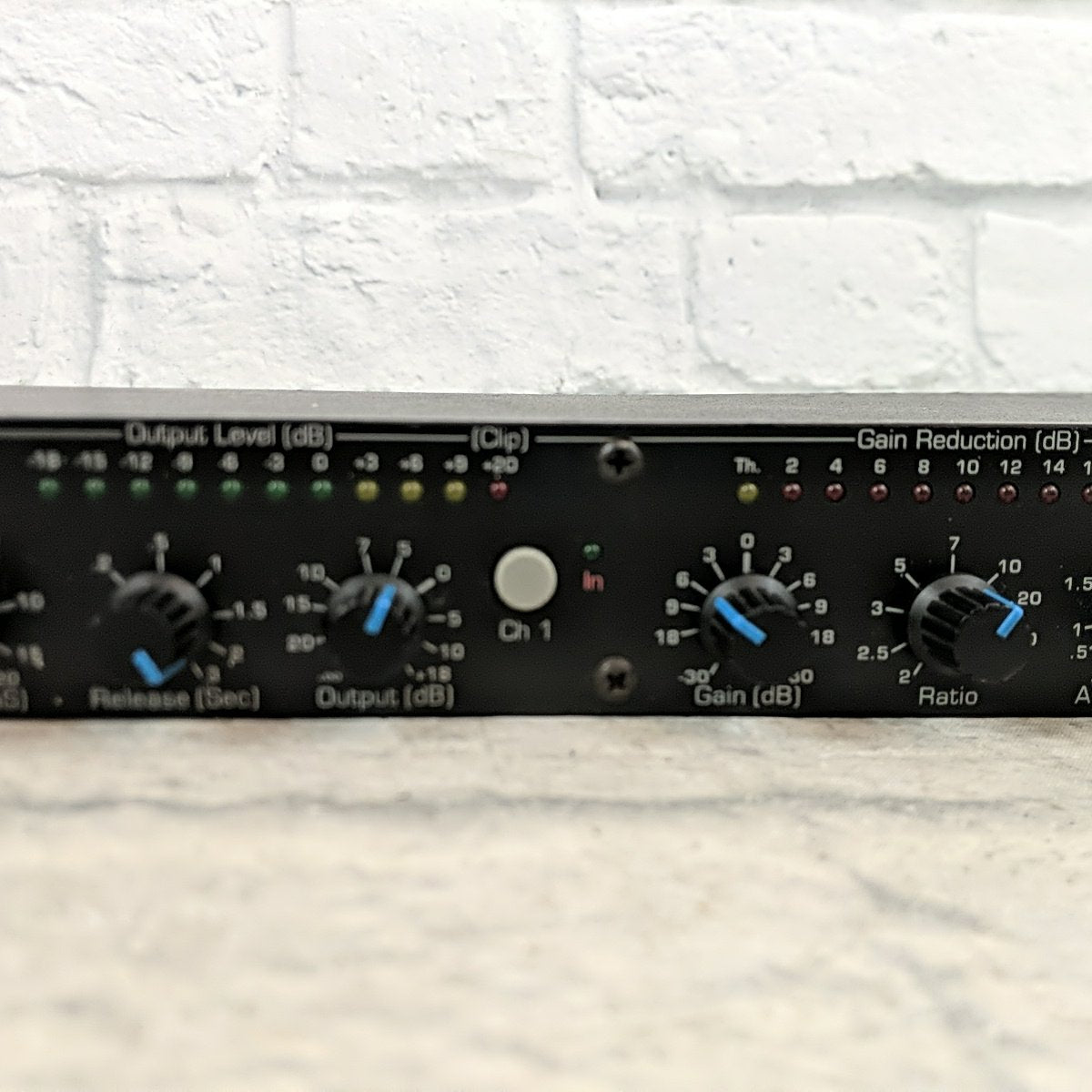 Ashly CL52E Dual Channel Compressor Rack Unit