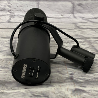 Shure SM7B Cardioid Dynamic Microphone