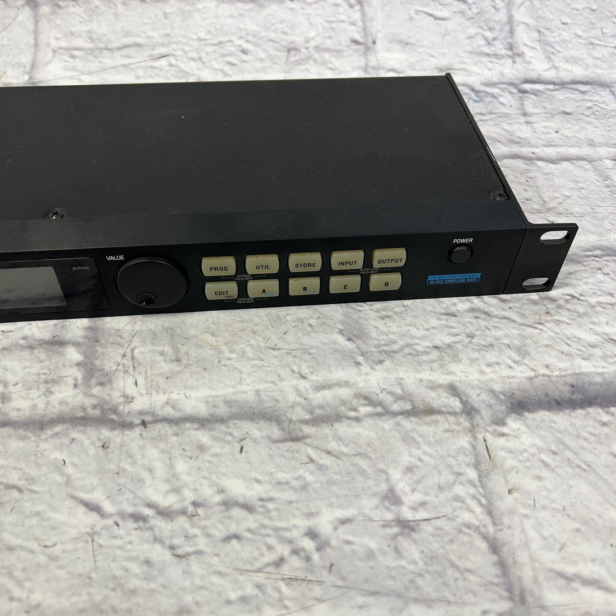 Alesis Midiverb4