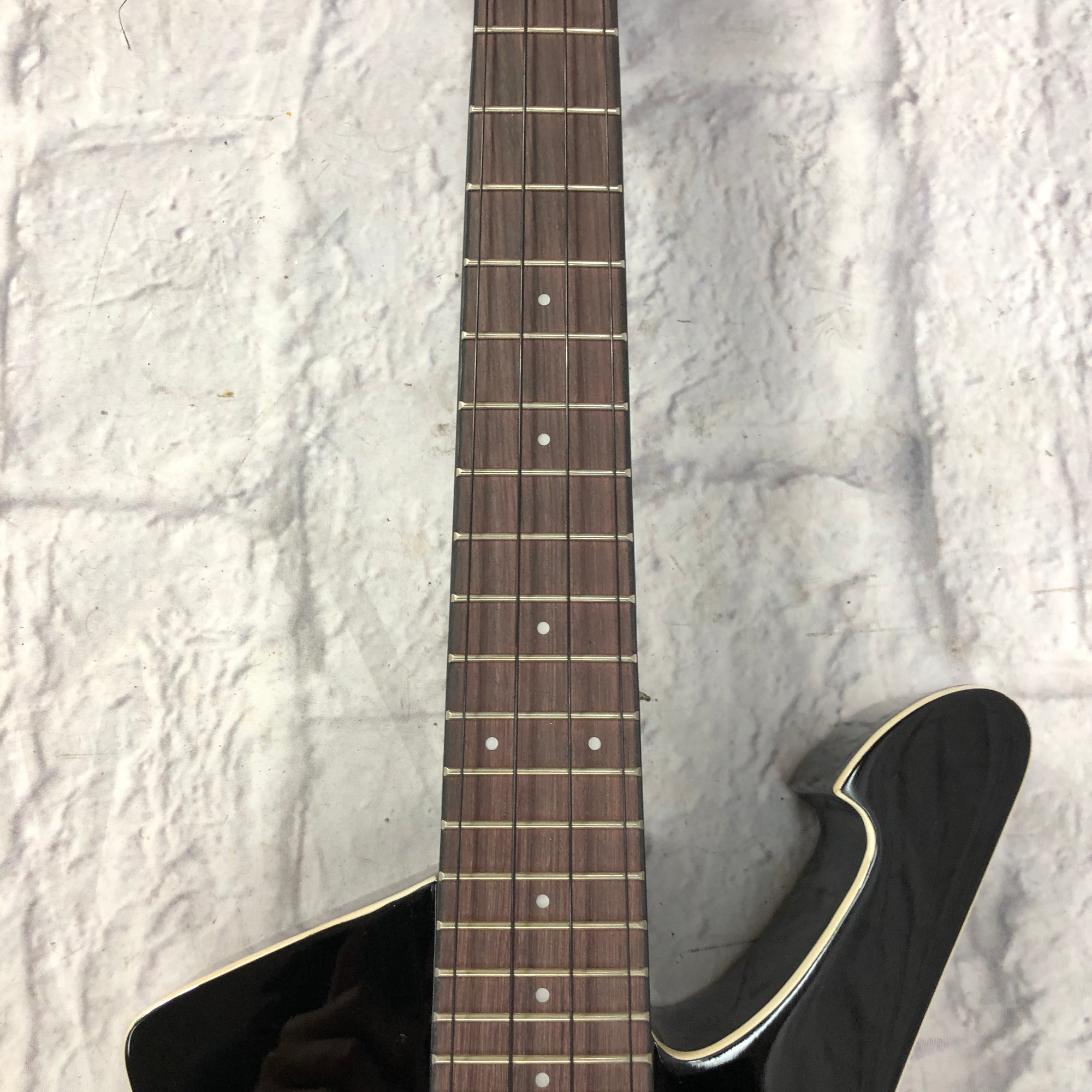 Ibanez UICT10 Iceman Tenor Ukulele