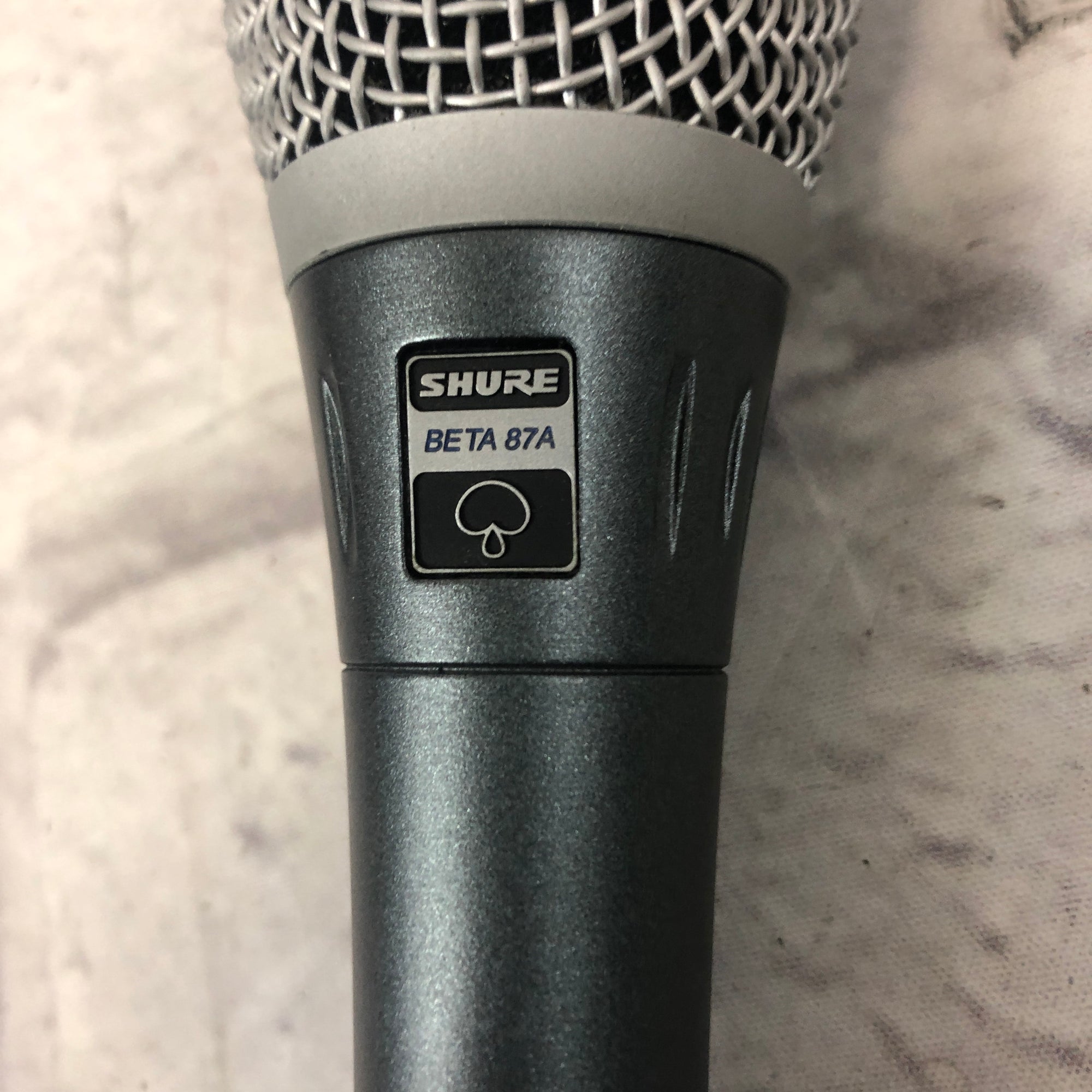 Shure Beta 87A Supercardoid Condenser Microphone