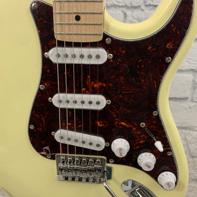 Nashville Guitar Works 135 Double Cutaway - Ivory, Maple Fretboard