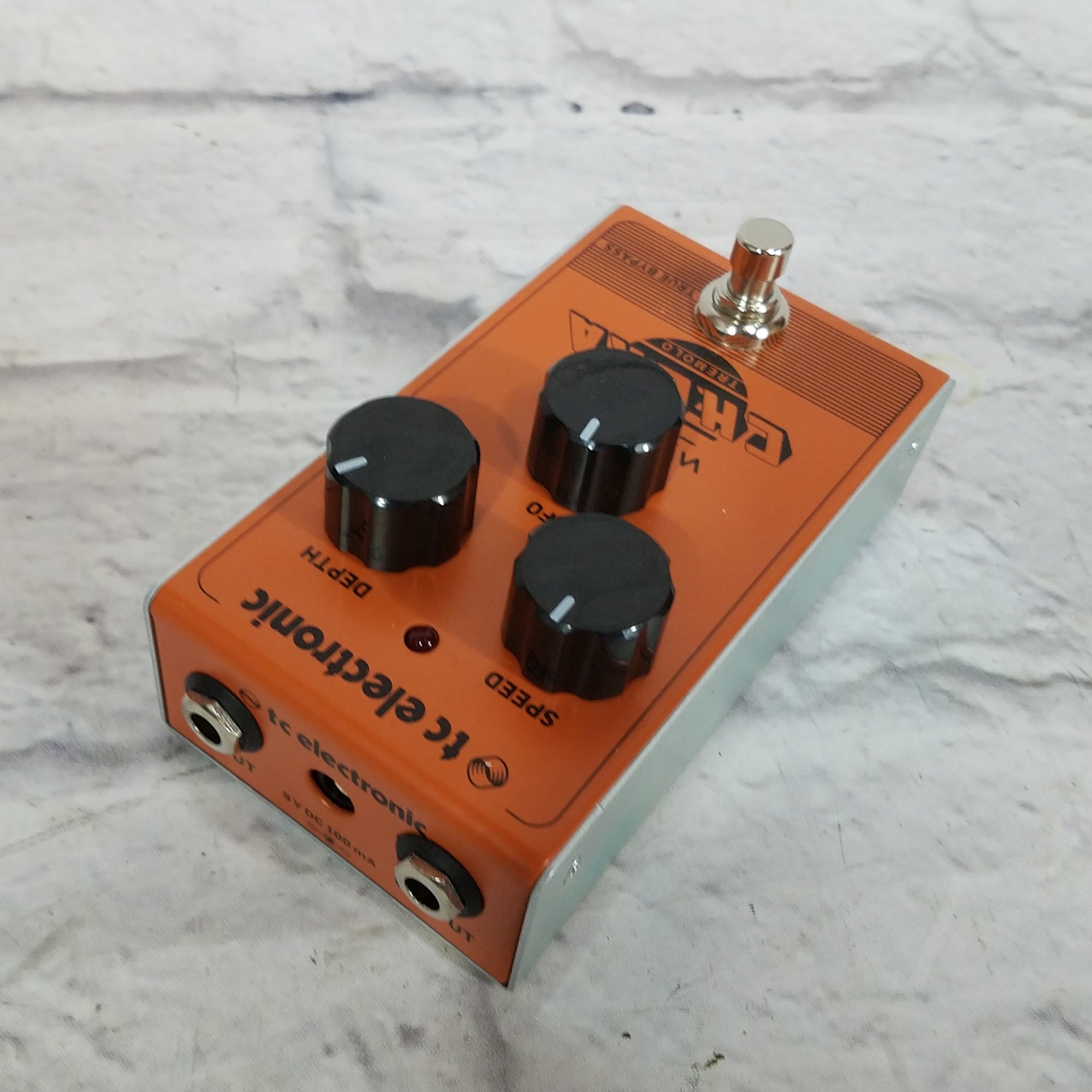 TC Electronic Choka Tremolo Pedal