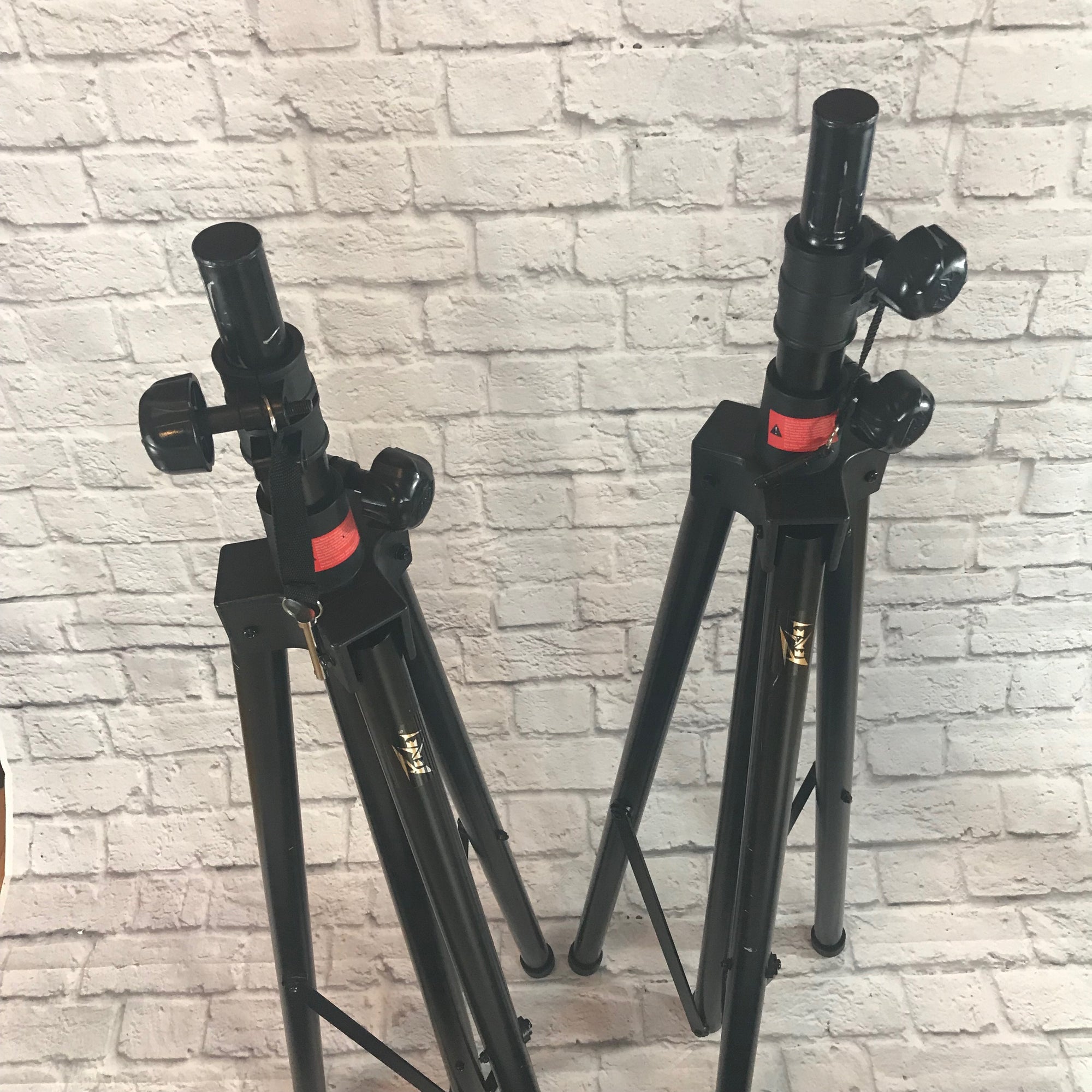 Peavey Speaker Pole Stands Pair w Bag
