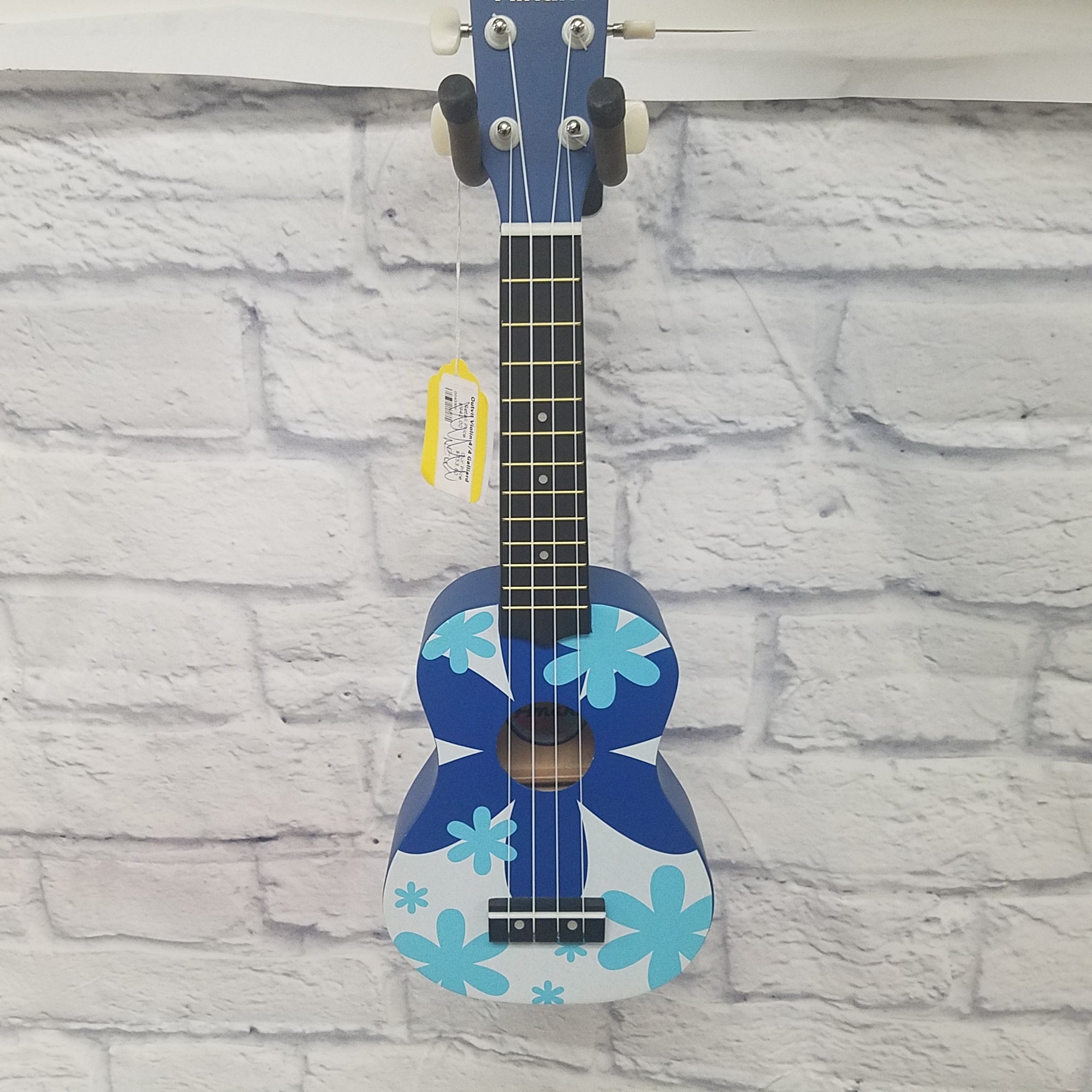 Amahi Soprano Ukulele Blue Flower