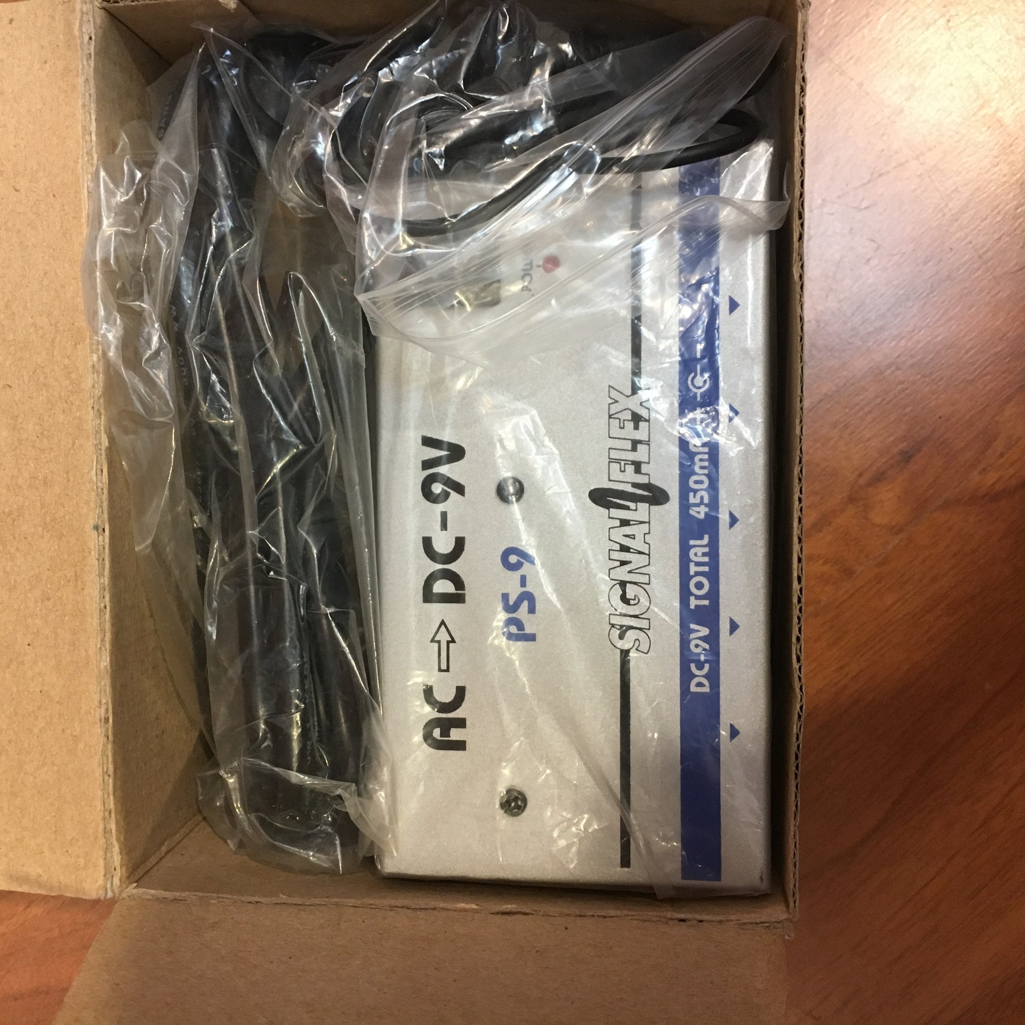 Signal Flex PS-9 Power Supply