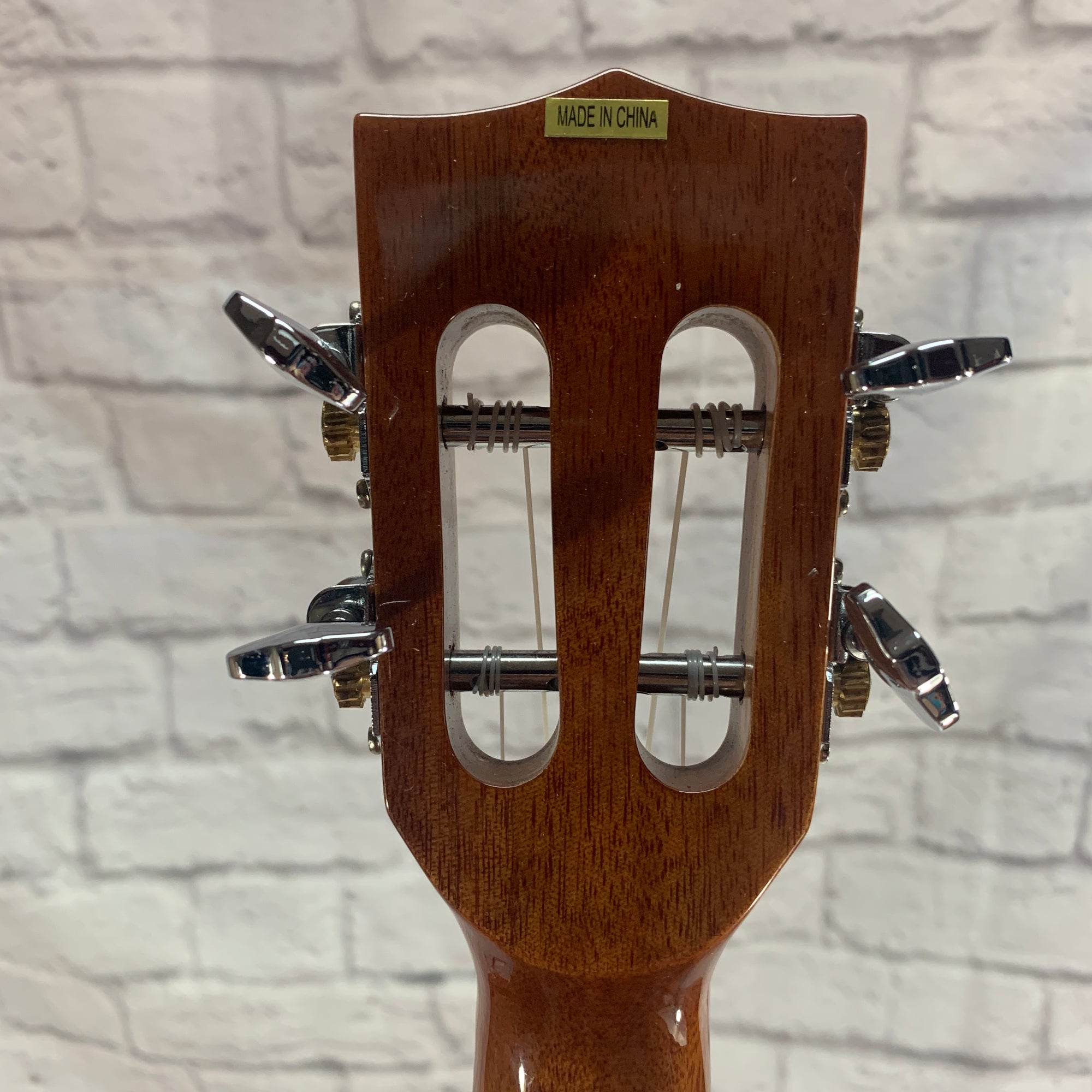 Kala KA-ATP-CTG-CE Cedar Top Tenor Ukulele