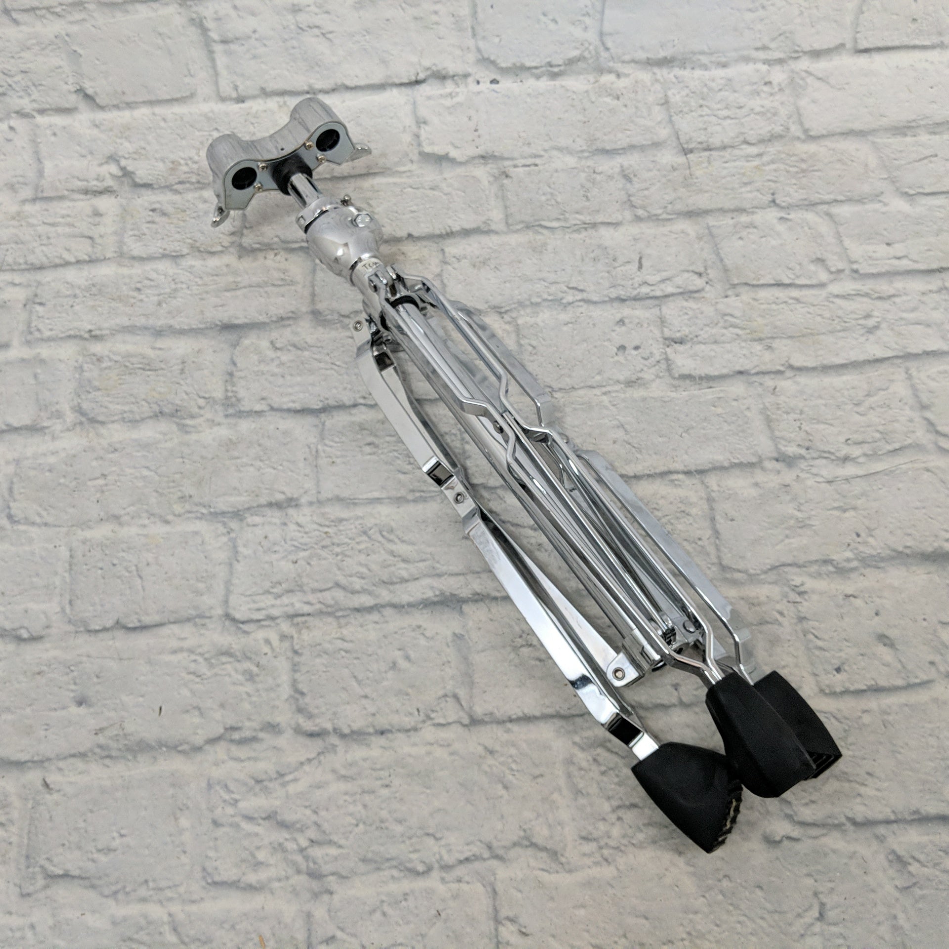 Sakae WTS200D Double Braced Double Tom Stand