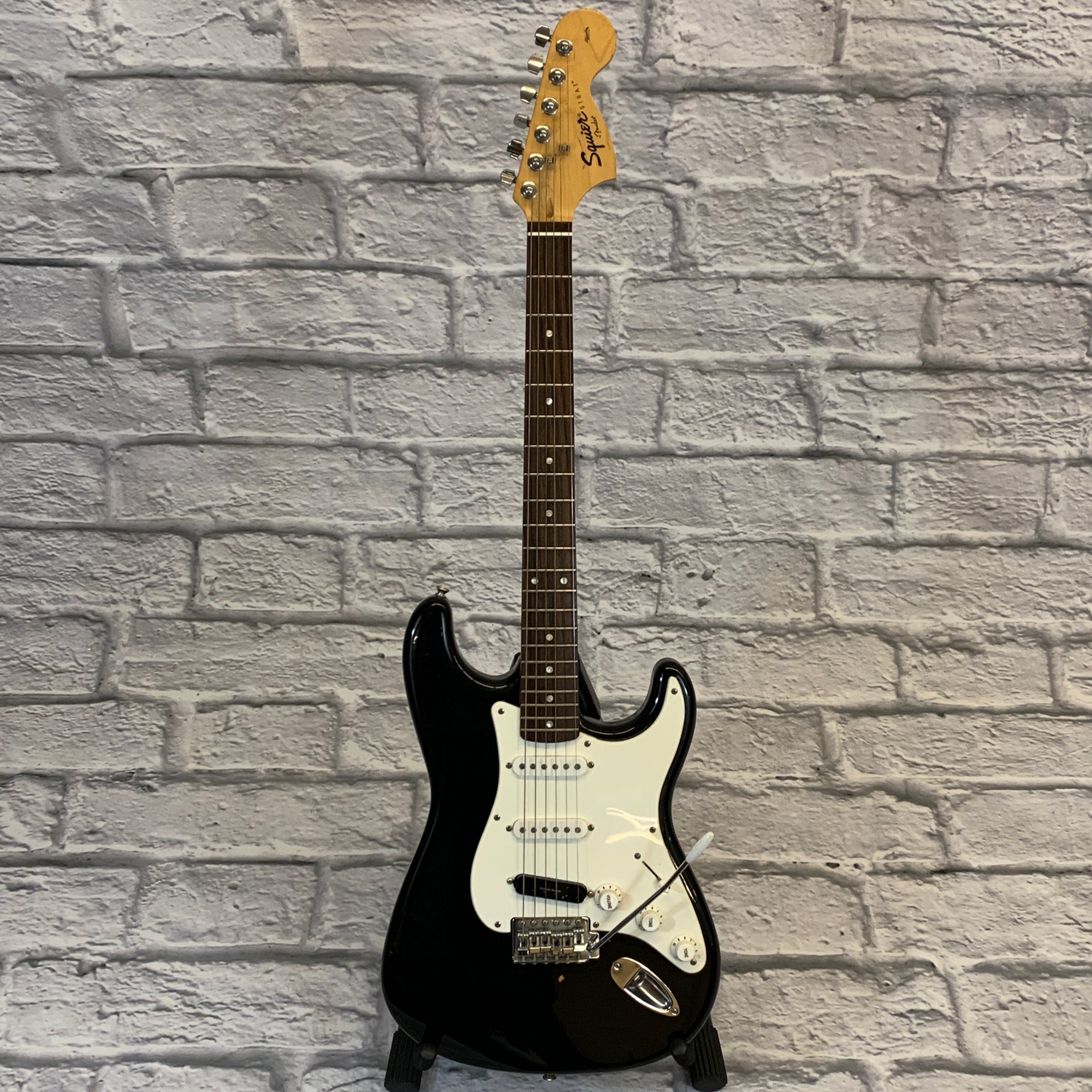Squire Affinity Stratocaster ブラック Squier Affinity Series Stratocaster Maple Fingerboard