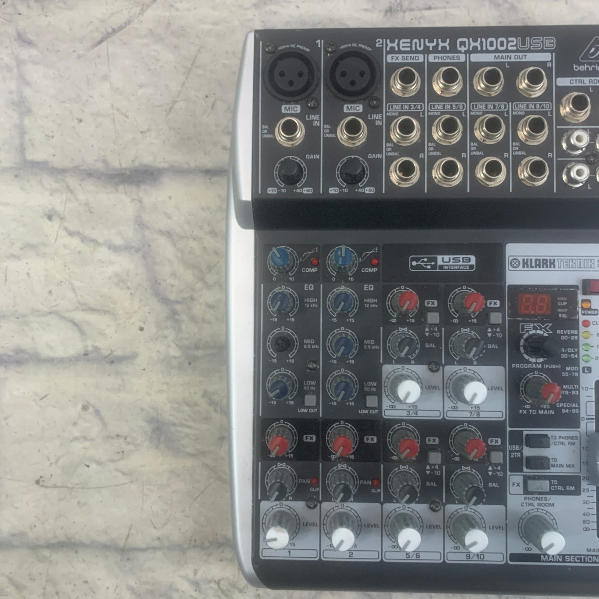 Behringer XENYX QX1002USB ミキサー Amazon.com: Behringer XENYX QX1002USB Premium 10-Input 2-Bus