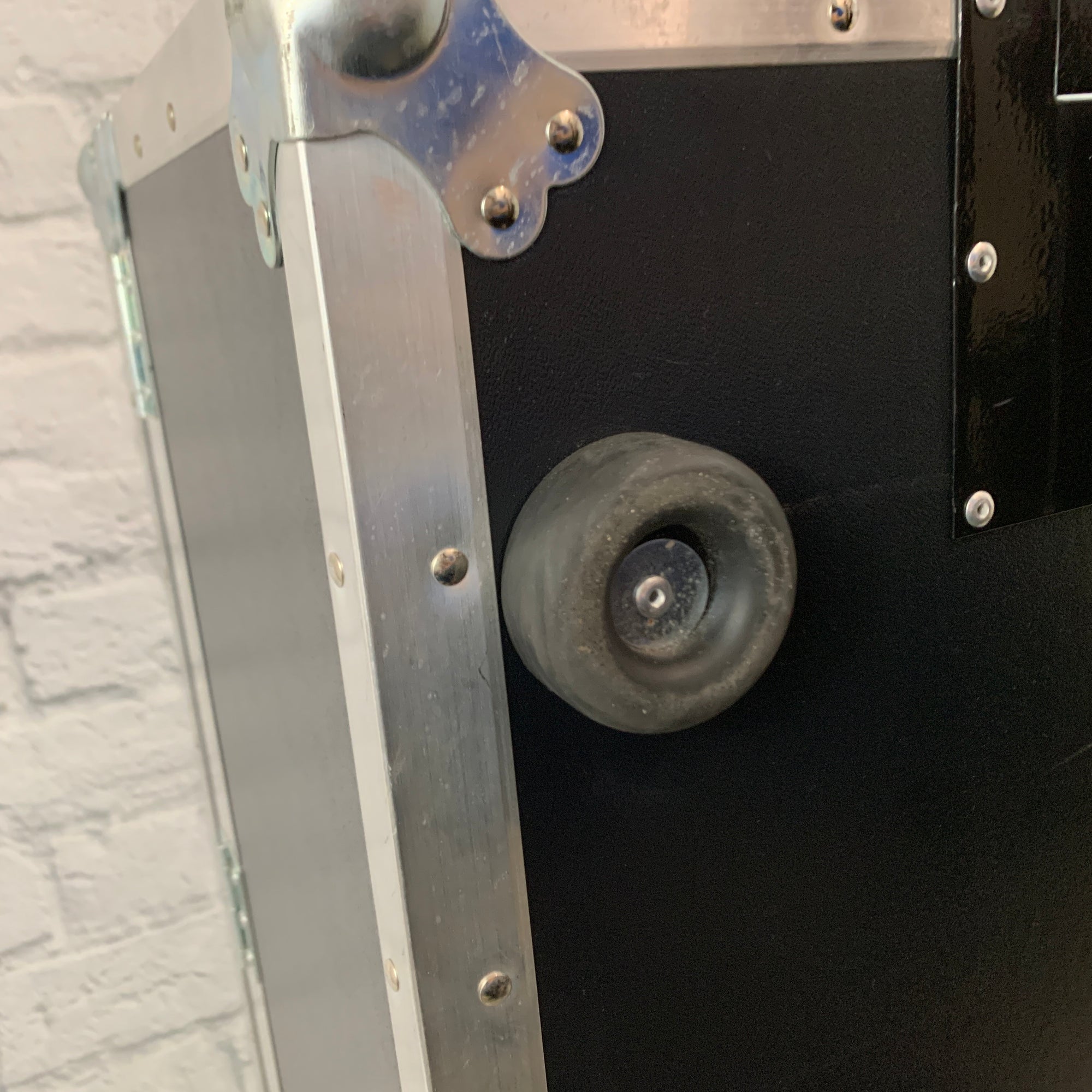 Custom Made 30 x 20 x 12 Rolling Road Case