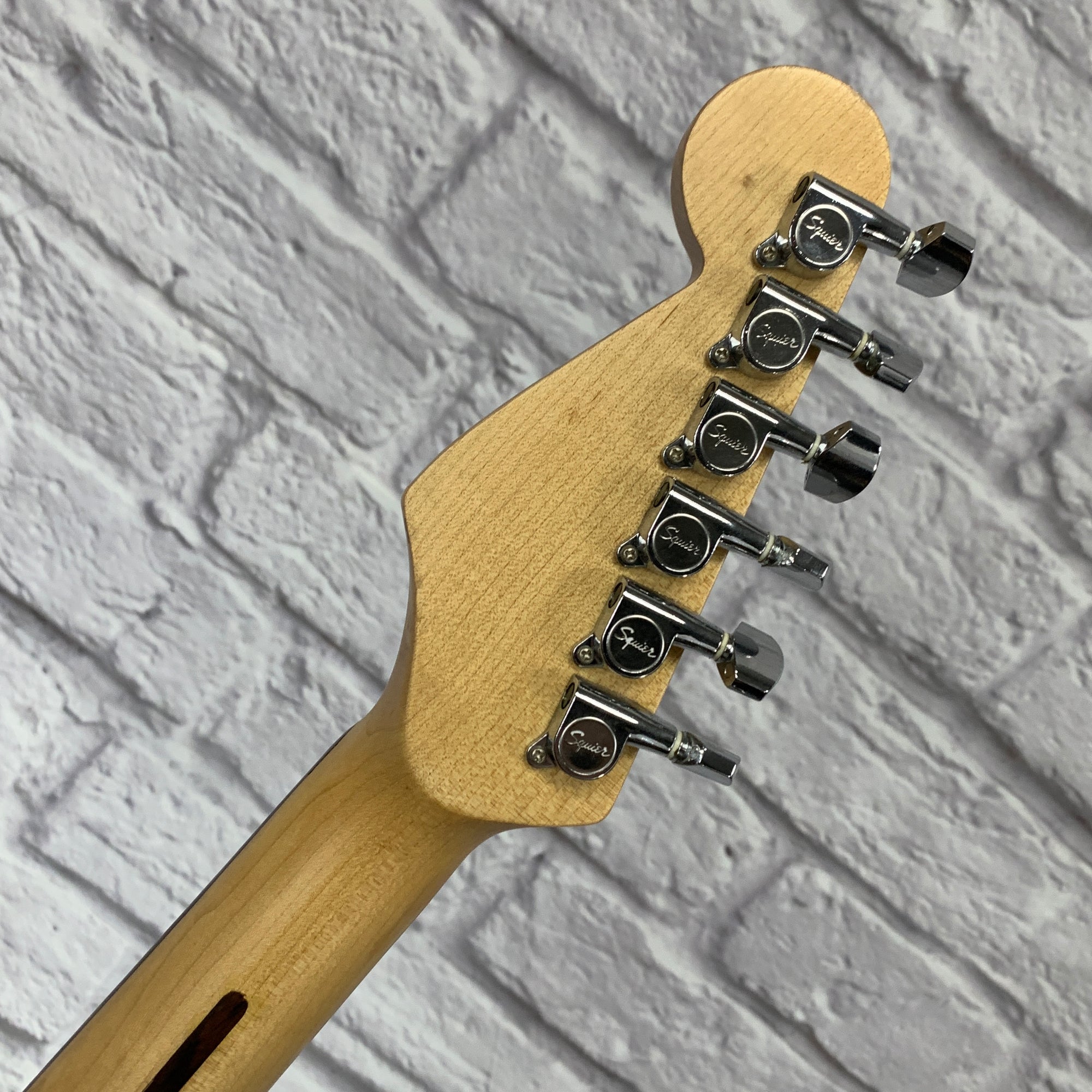 Squier by Fender Strat Black